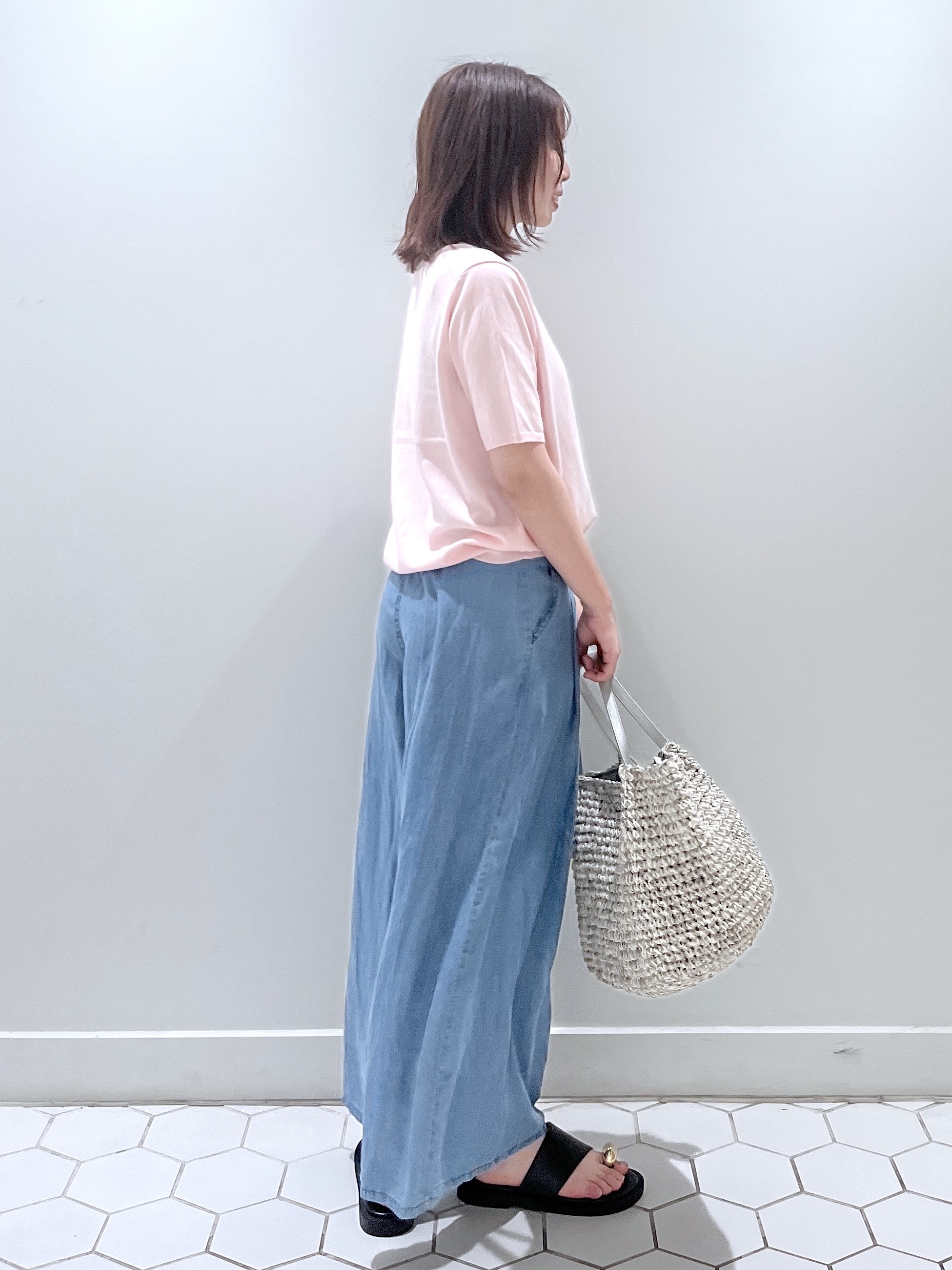 Makinoさんの「Dessin｜【9色展開/接触冷感/UVカット】ドライタッチサマーニットT」を使ったコーディネート