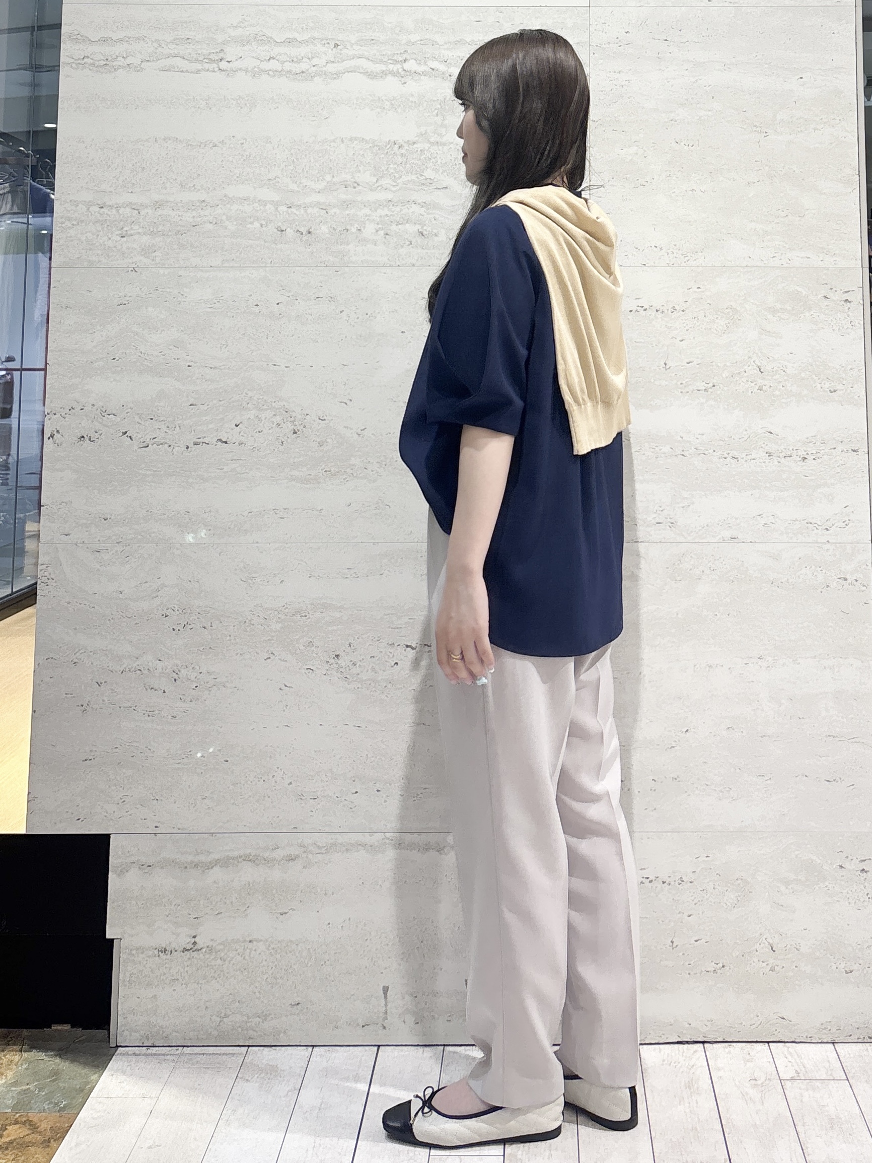 かほさんの「OPAQUE.CLIP｜クルーネックニットカーディガン【洗える／抗ピル】」を使ったコーディネート