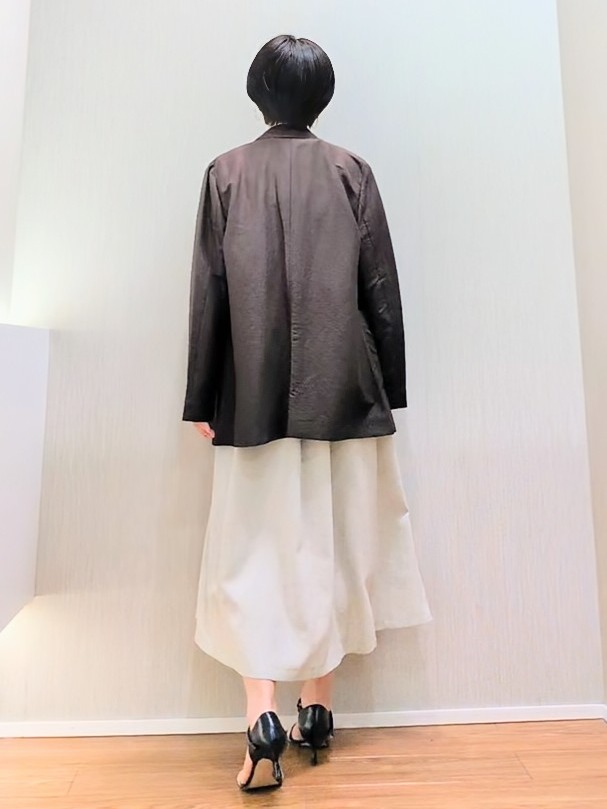ミズタさんの「UNTITLED｜◆【程よいシアー感/洗える】エアリーバイオジャケット」を使ったコーディネート