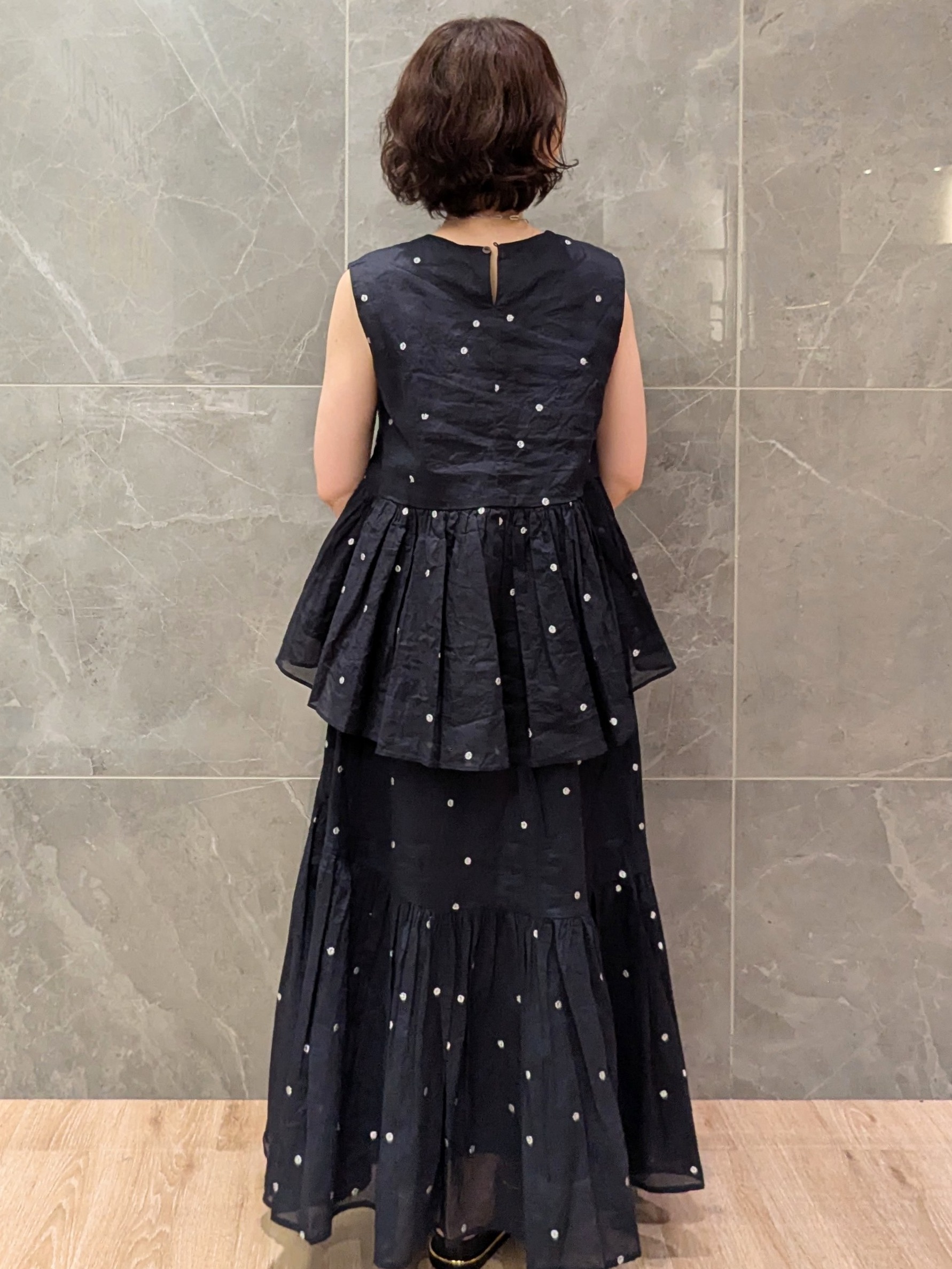 mamさんの「OPAQUE.CLIP｜ラメドット刺繍ペプラムブラウス【洗える】」を使ったコーディネート