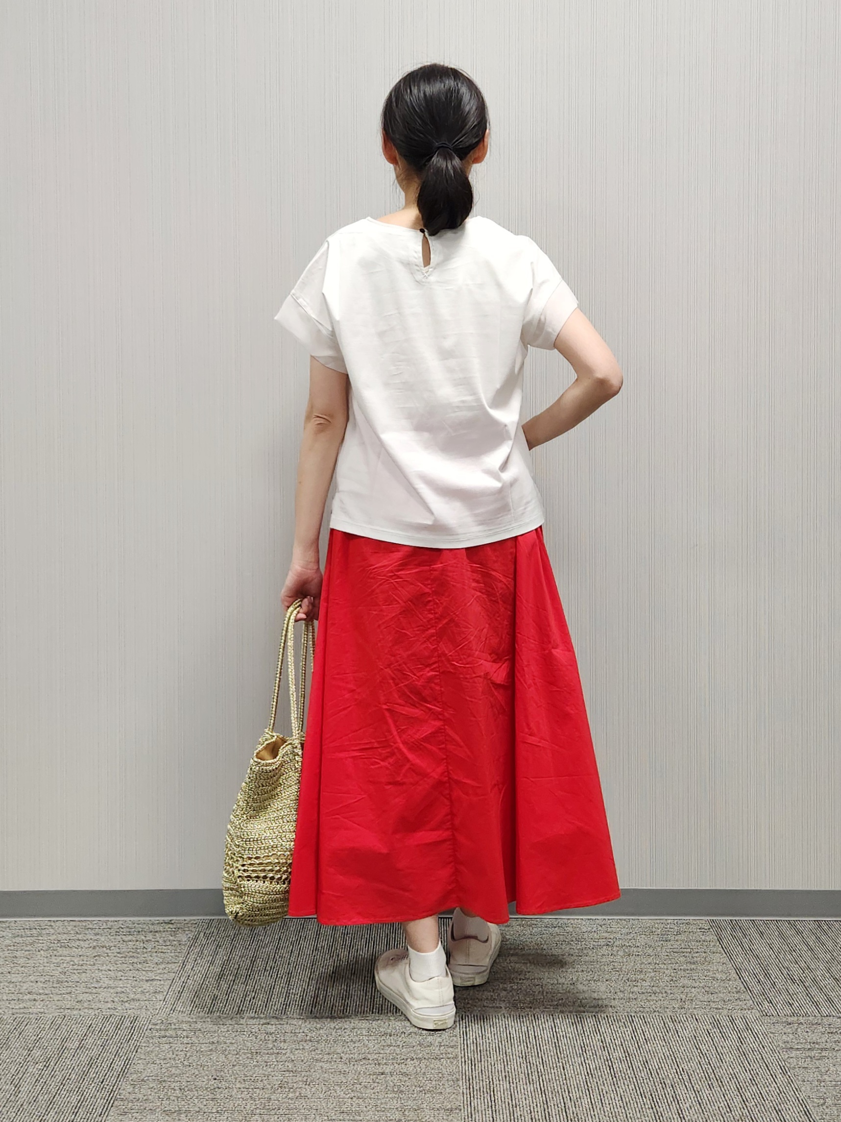 naraさんの「Dessin｜【UVカット/接触冷感】美光沢カットソー」を使ったコーディネート