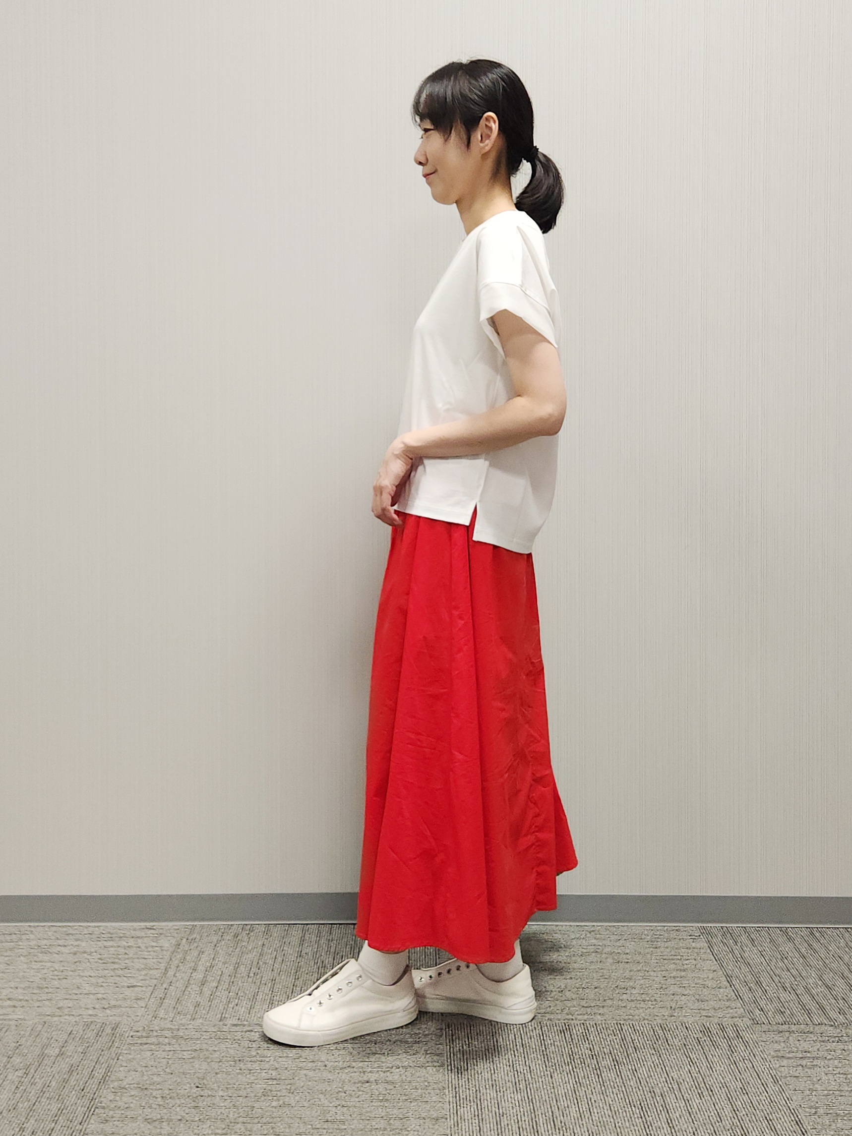naraさんの「Dessin｜【UVカット/接触冷感】美光沢カットソー」を使ったコーディネート