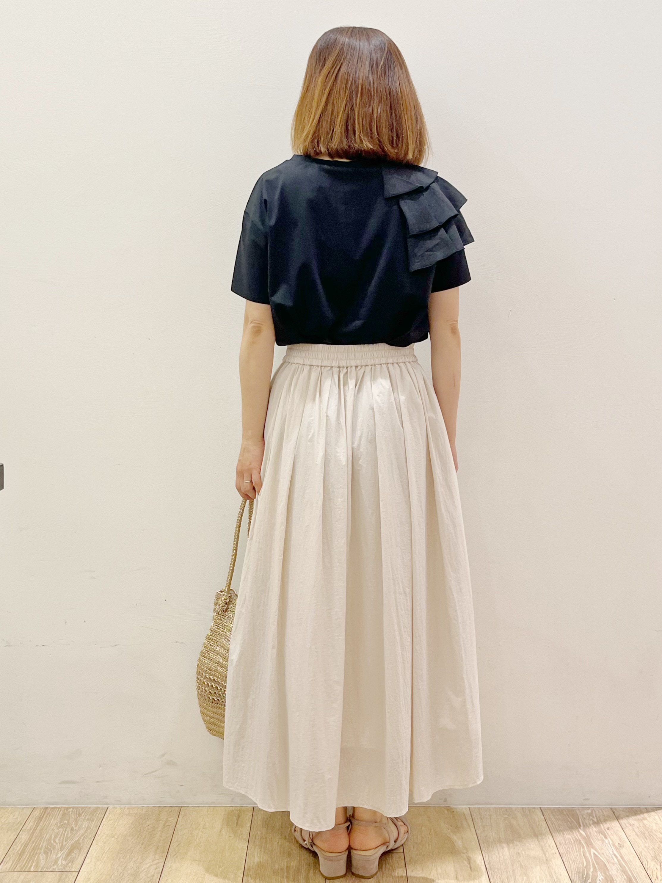 kcさんの「OPAQUE.CLIP｜【接触冷感】アシメフリルドッキングカットソー《UVケア／洗濯機OK》」を使ったコーディネート