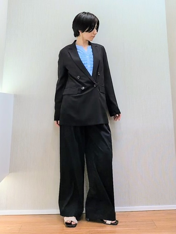 ミズタさんの「UNTITLED｜◆【セットアップ可/接触冷感/通気性】ドライシアーダブルジャケット」を使ったコーディネート