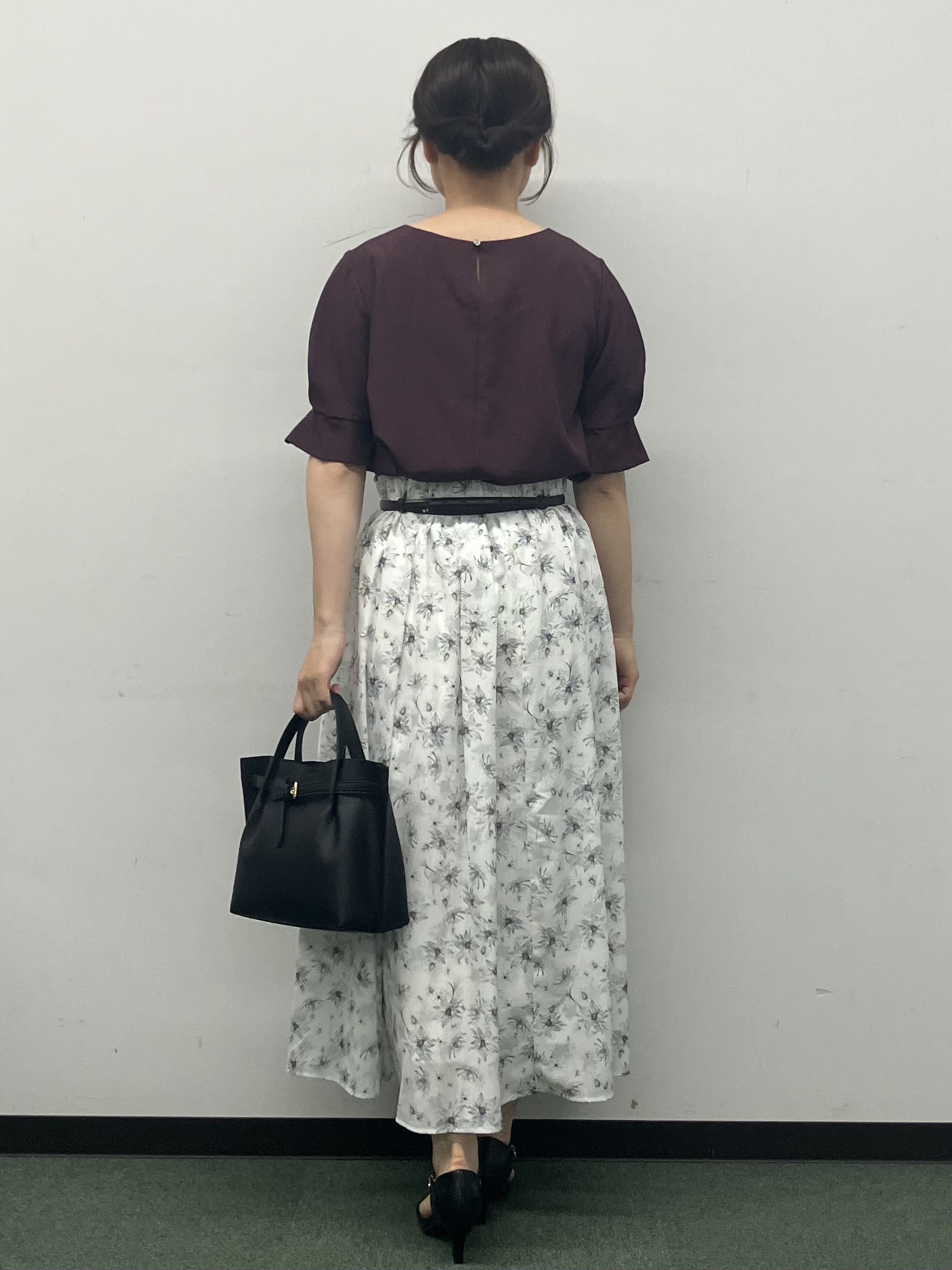 MAYUKIさんの「index｜【接触冷感／吸水速乾】タックパフスリーブブラウス《防シワ／洗濯機OK／XS～3L／8col》」を使ったコーディネート