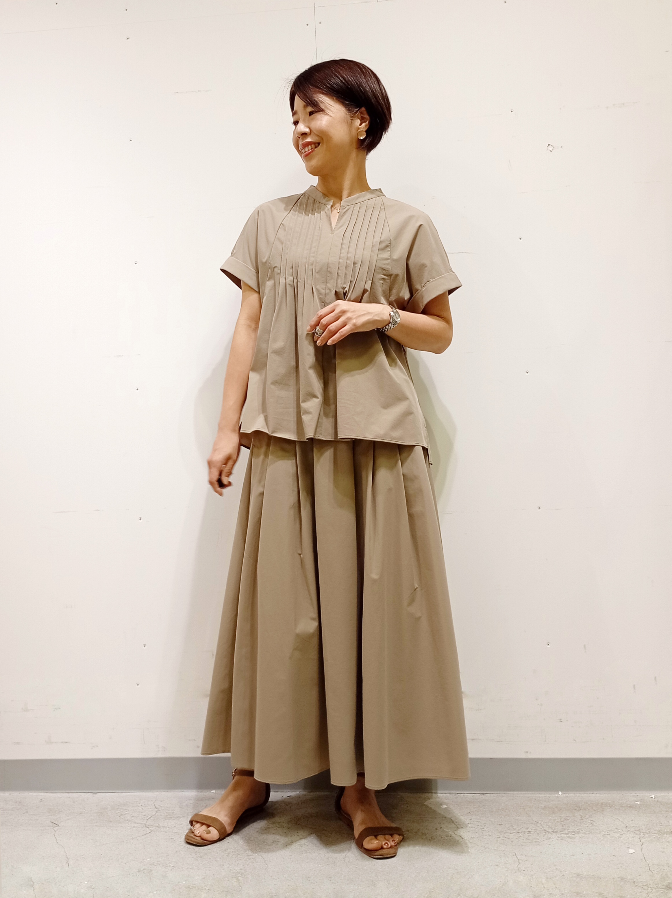 Kさんの「INDIVI｜【撥水／UVケア／SETUP可能】軽量タックスキッパーブラウス」を使ったコーディネート