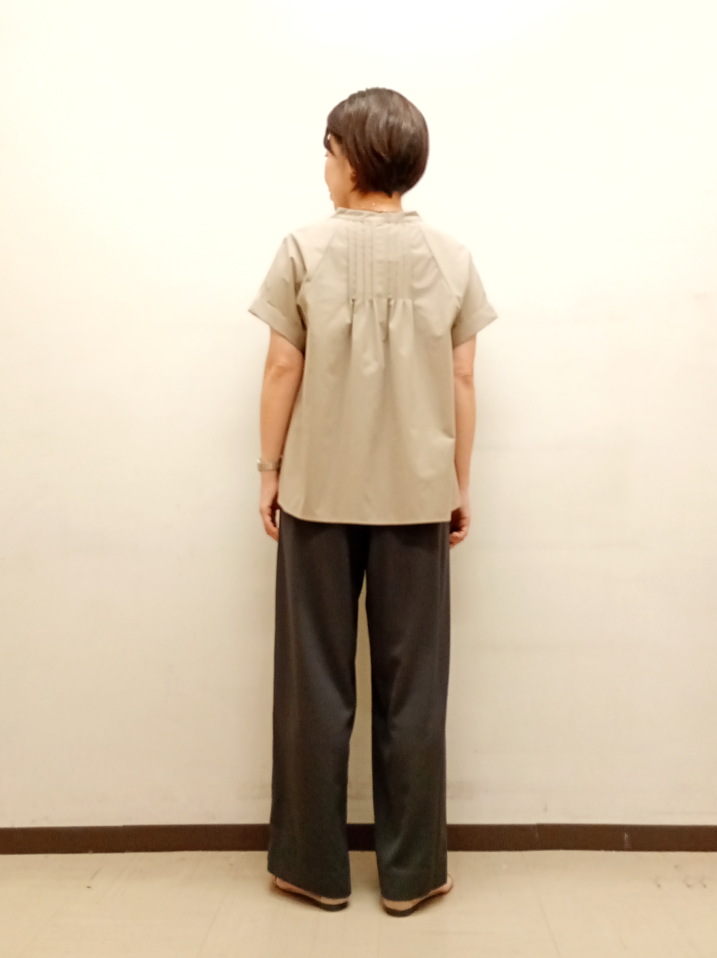 Kさんの「INDIVI｜【撥水／UVケア／SETUP可能】軽量タックスキッパーブラウス」を使ったコーディネート