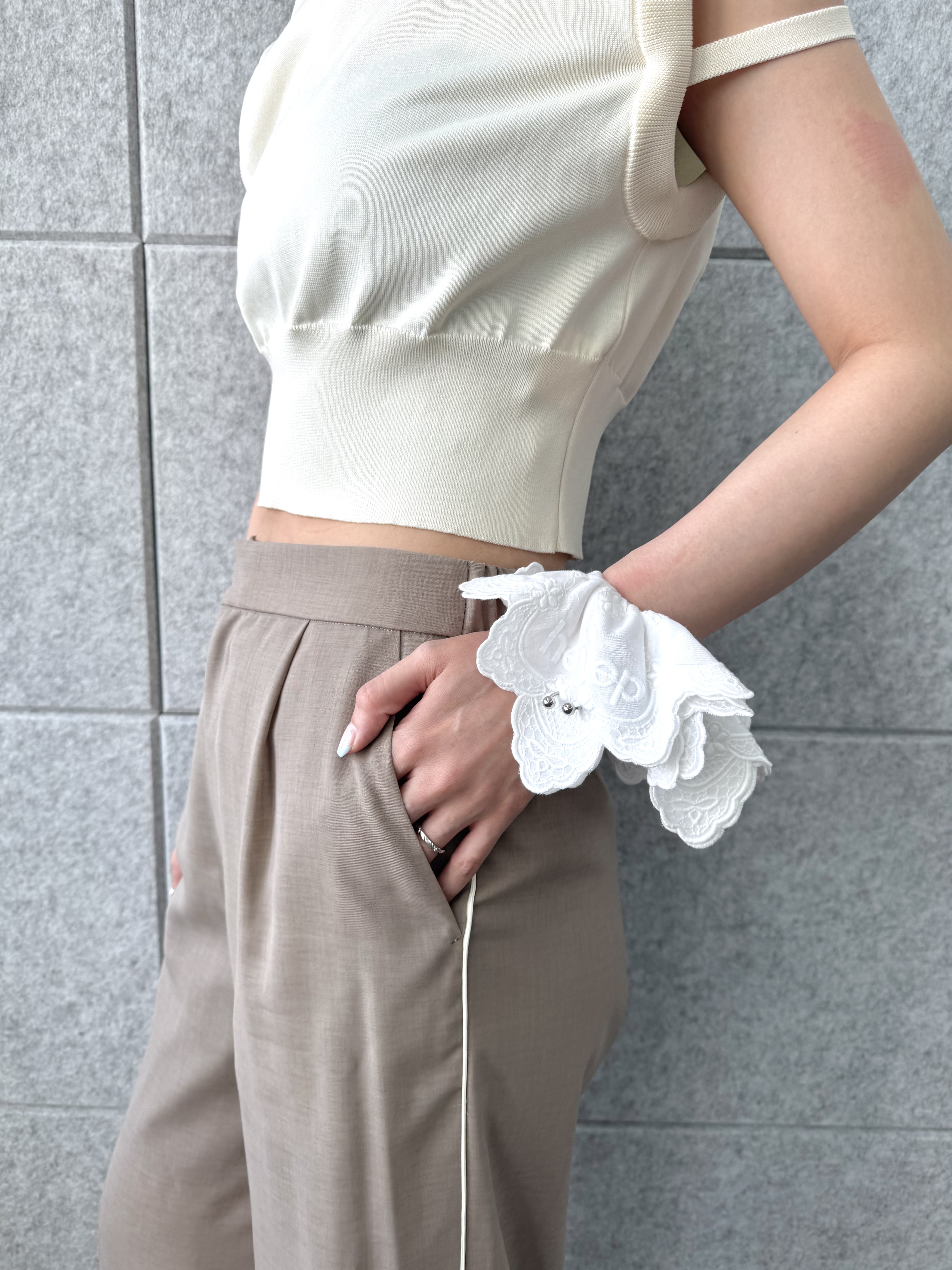 uchi__yamaさんの「CODE A｜sheer code easy pants」を使ったコーディネート