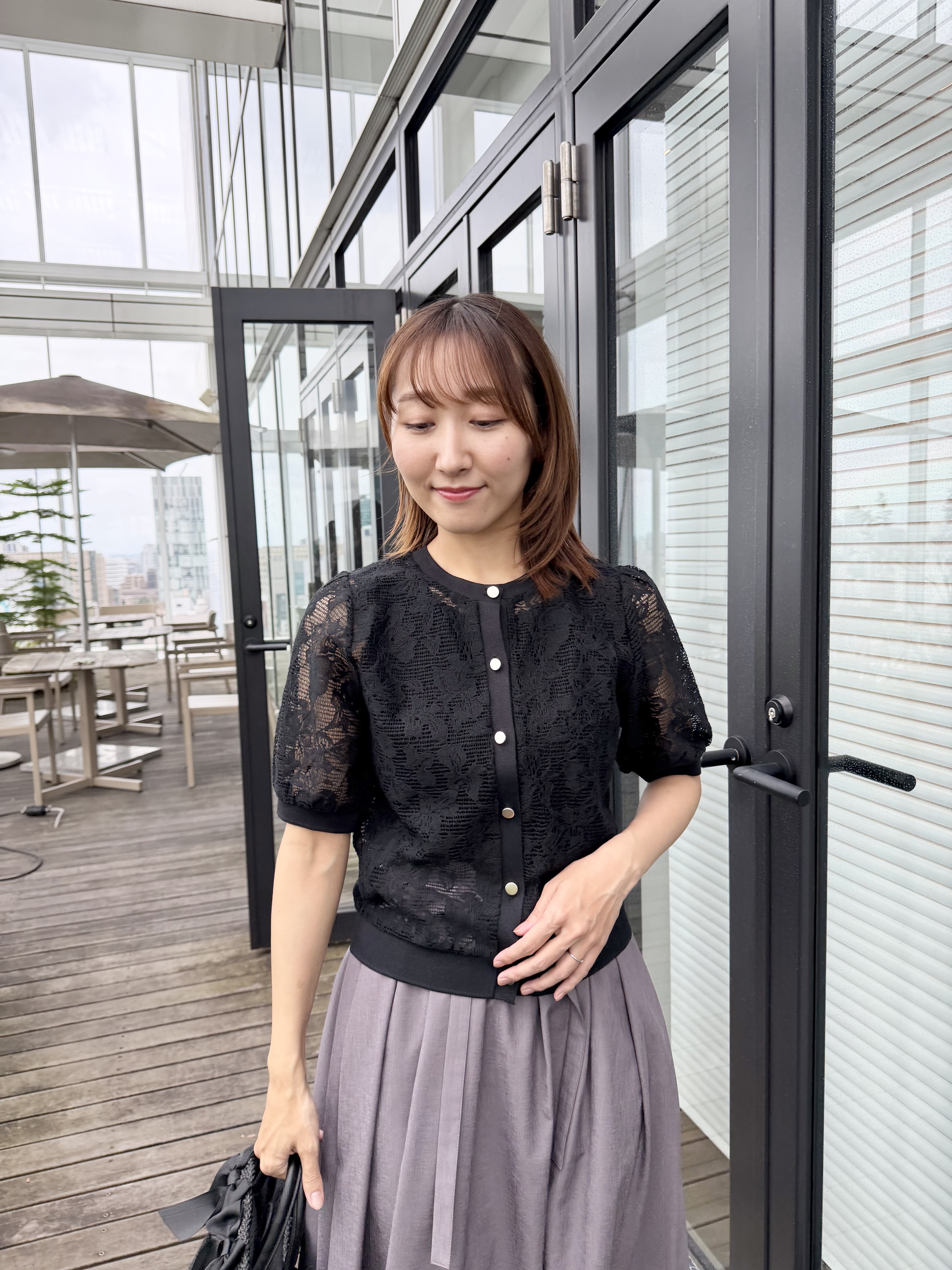 みぃさんの「Couture brooch｜【洗える】フラワーレース カーディガン」を使ったコーディネート