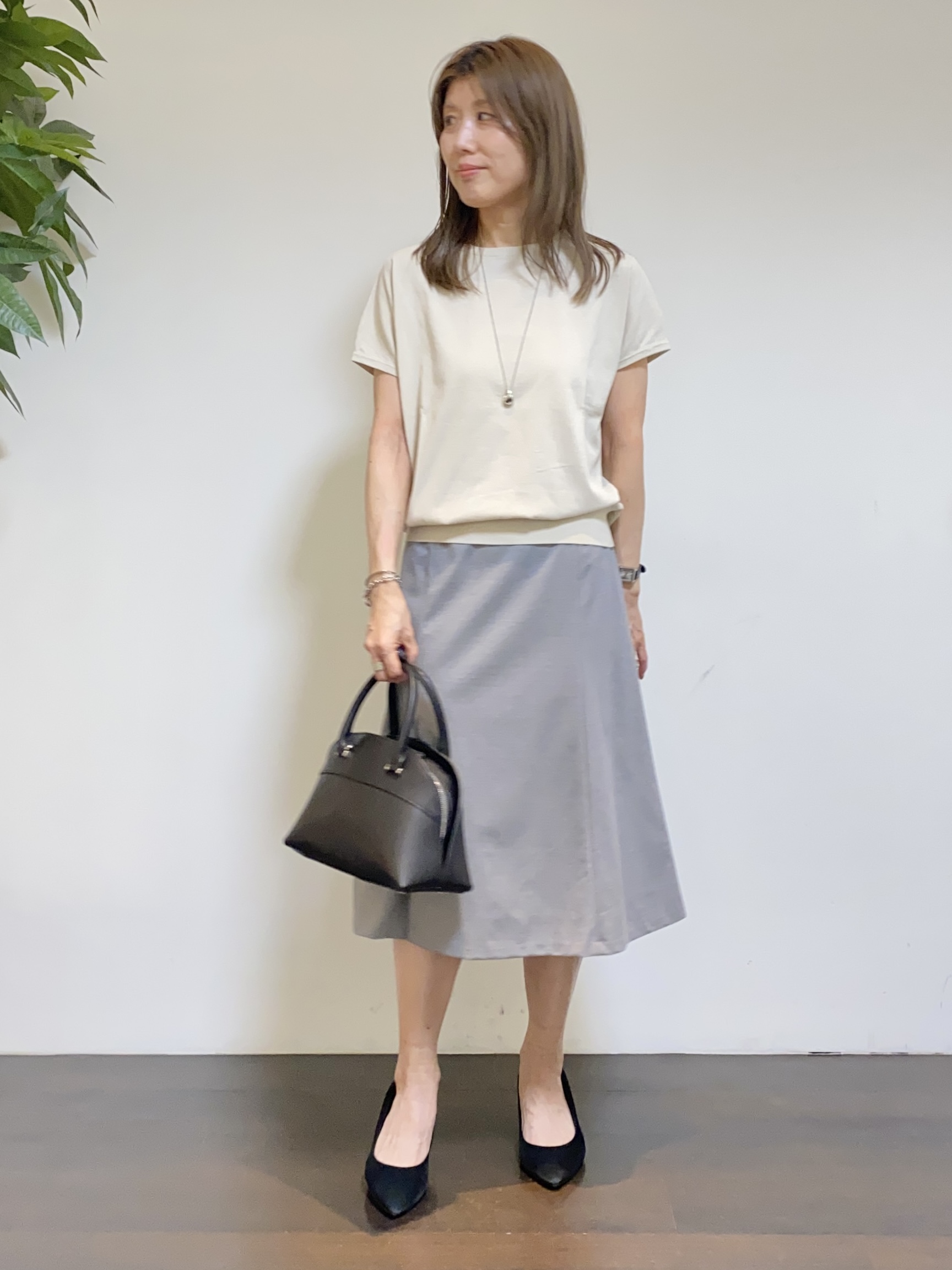 tomoさんの「UNTITLED｜【9色展開/アンサンブル可/洗える】コットンベーシックニット」を使ったコーディネート