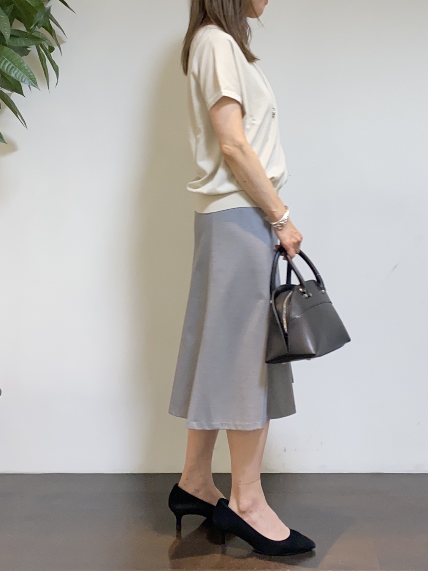 tomoさんの「UNTITLED｜【9色展開/アンサンブル可/洗える】コットンベーシックニット」を使ったコーディネート