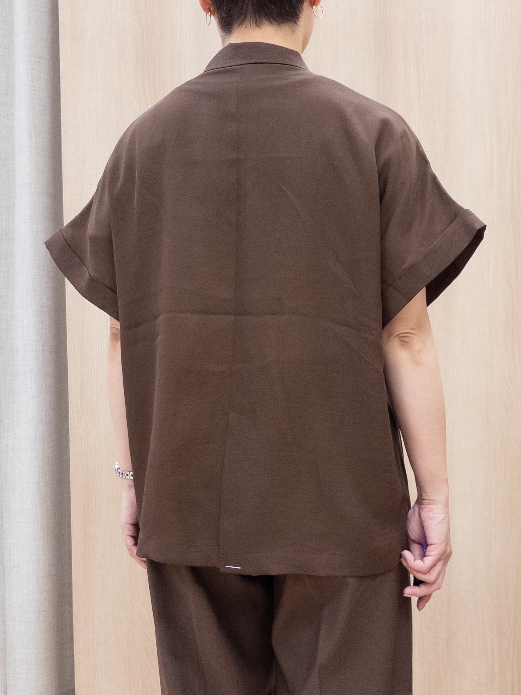 シュウコさんの「grove｜【UVカット/接触冷感】プリントアソート5分袖Tシャツ」を使ったコーディネート