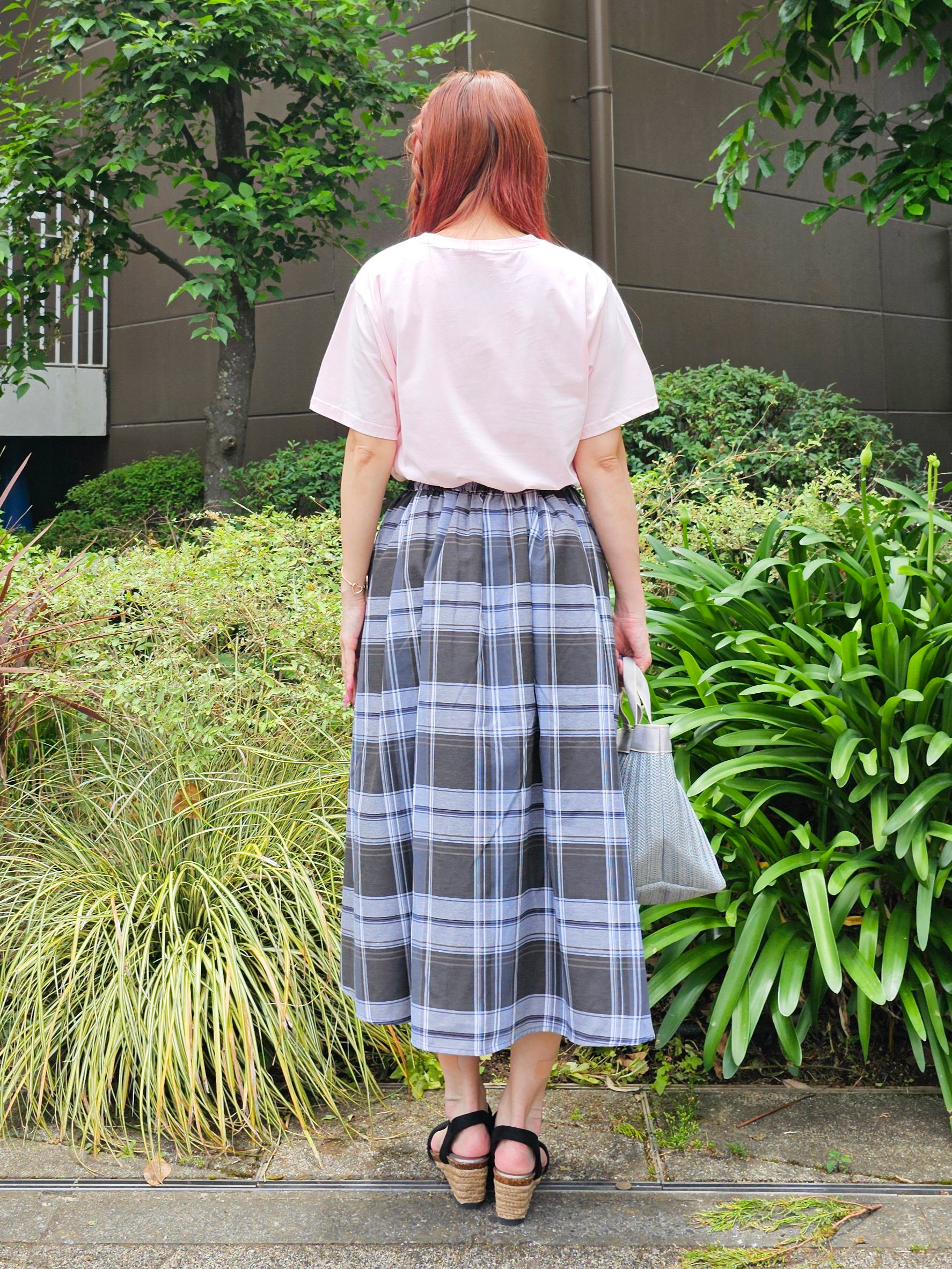 ゆゆさんの「SHOO･LA･RUE｜【洗濯機可/S-LL】夏に快適サラサラ感 大人のプリントTシャツ」を使ったコーディネート
