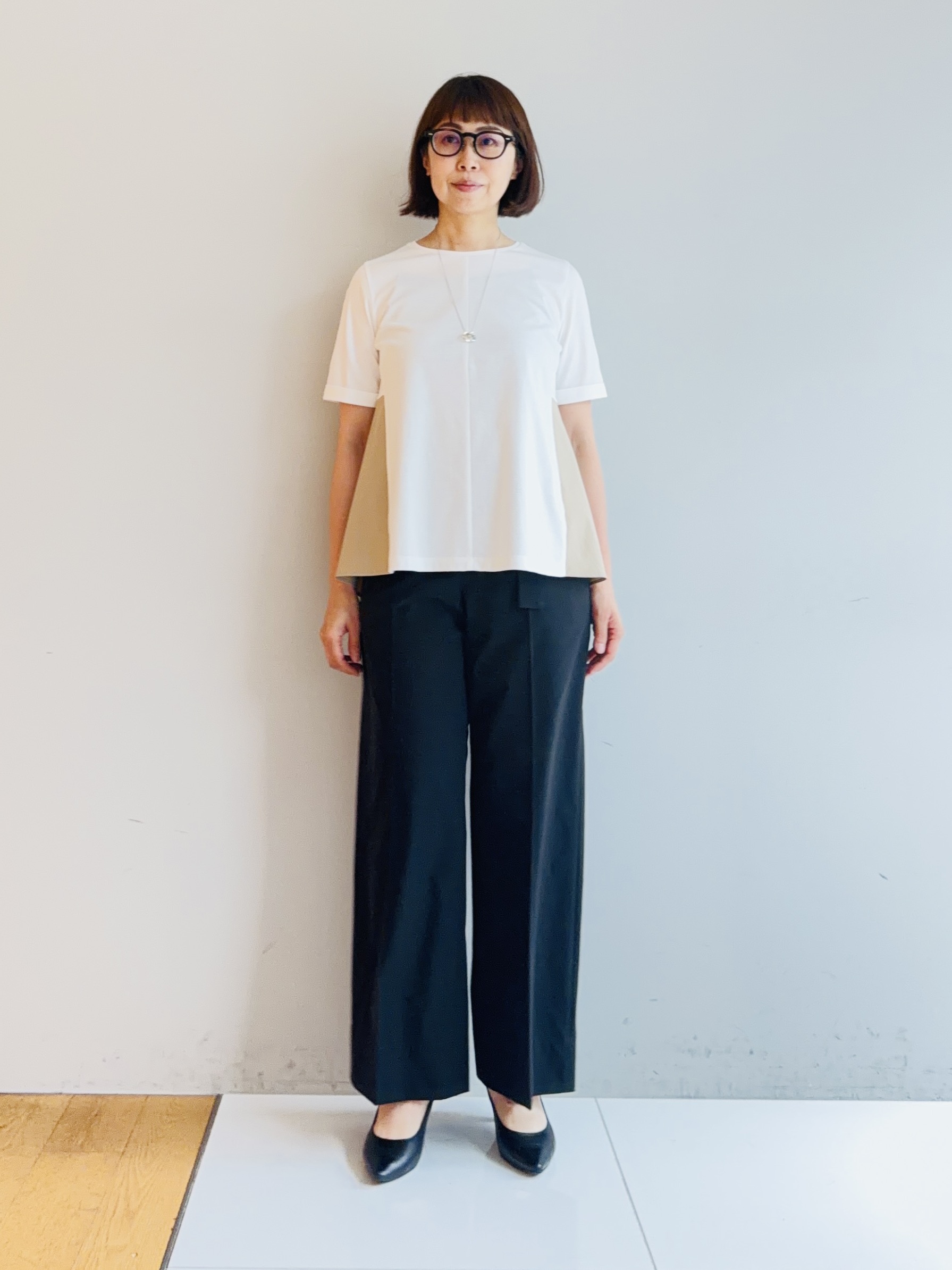murayamaさんの「INDIVI｜【バックシャン】異素材ドッキングプルオーバー」を使ったコーディネート