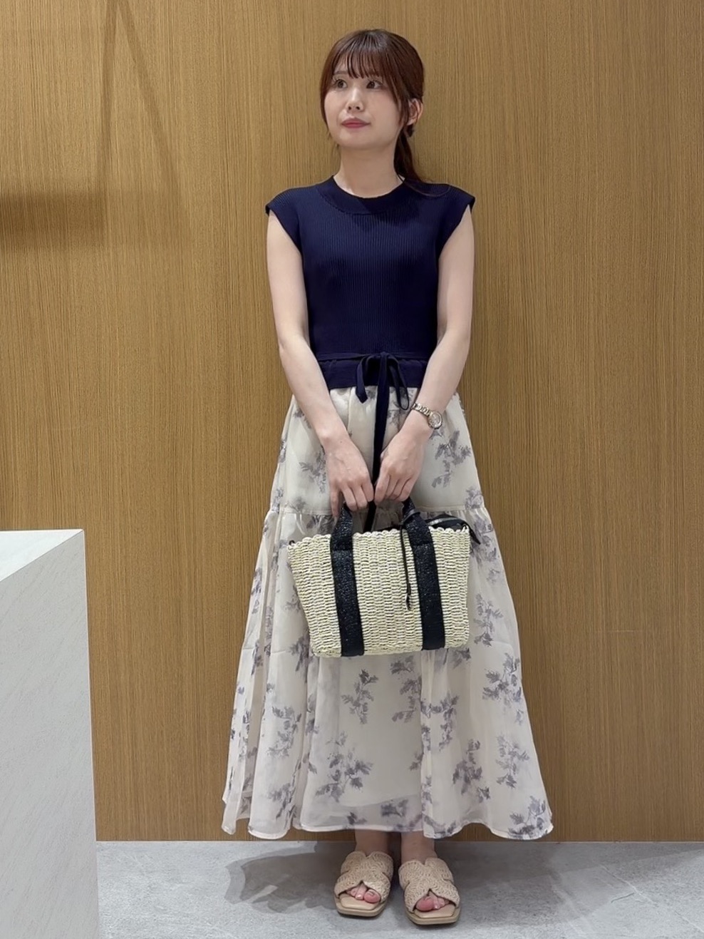 ayanaさんの「OPAQUE.CLIP｜フラワーティアードドッキングワンピース【洗濯機OK】」を使ったコーディネート