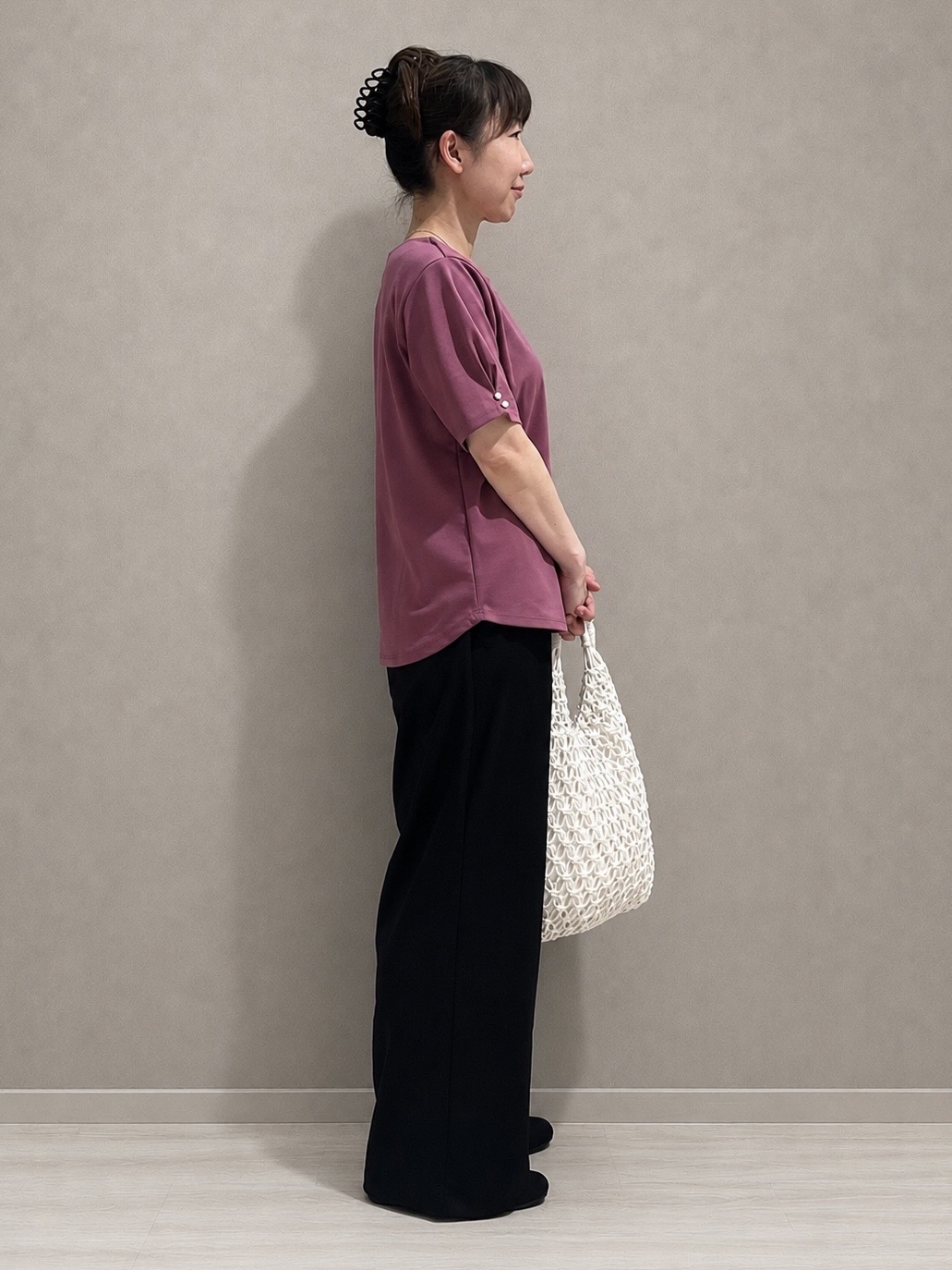 まつみさんの「SHOO･LA･RUE｜【2点セット/洗濯機可/S-LL】ネックレス付き お袖パールブラウス」を使ったコーディネート
