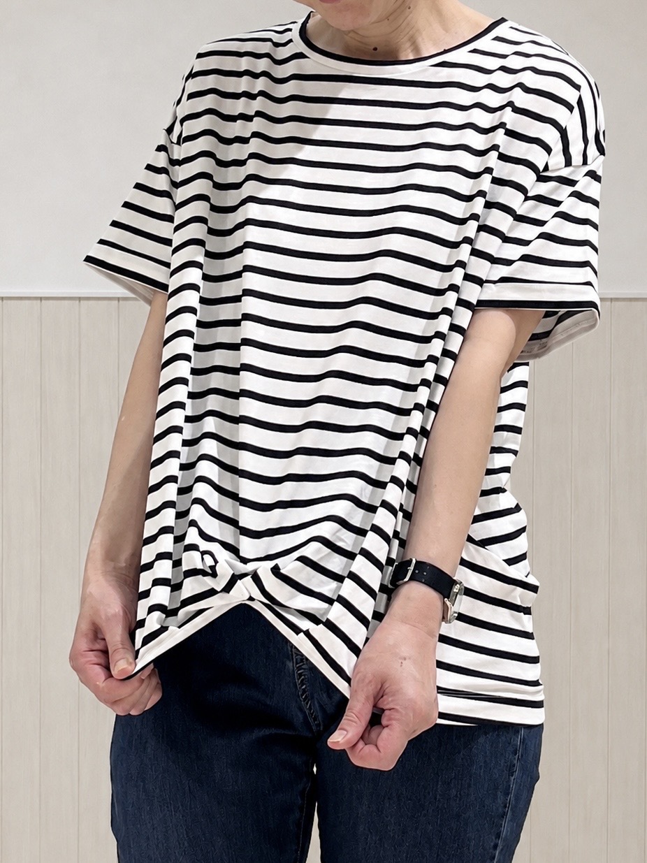 まつみさんの「SHOO･LA･RUE｜【体型カバー/S-LL/洗濯機可】インせず決まる フロントタックデザインTシャツ」を使ったコーディネート