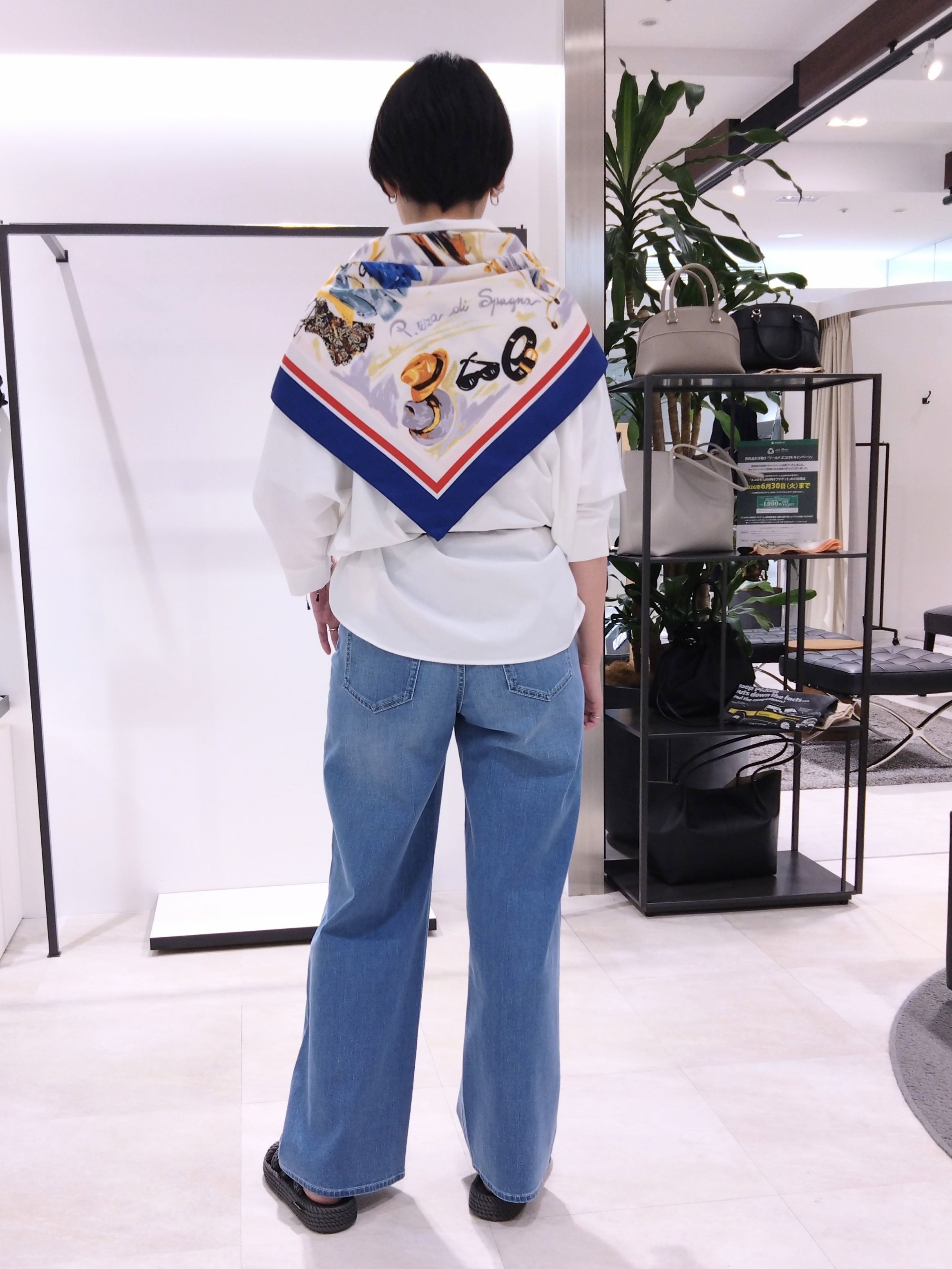 まちこさんの「UNTITLED｜【接触冷感/吸水速乾/UVカット】ドルマンスリーブシャツ」を使ったコーディネート
