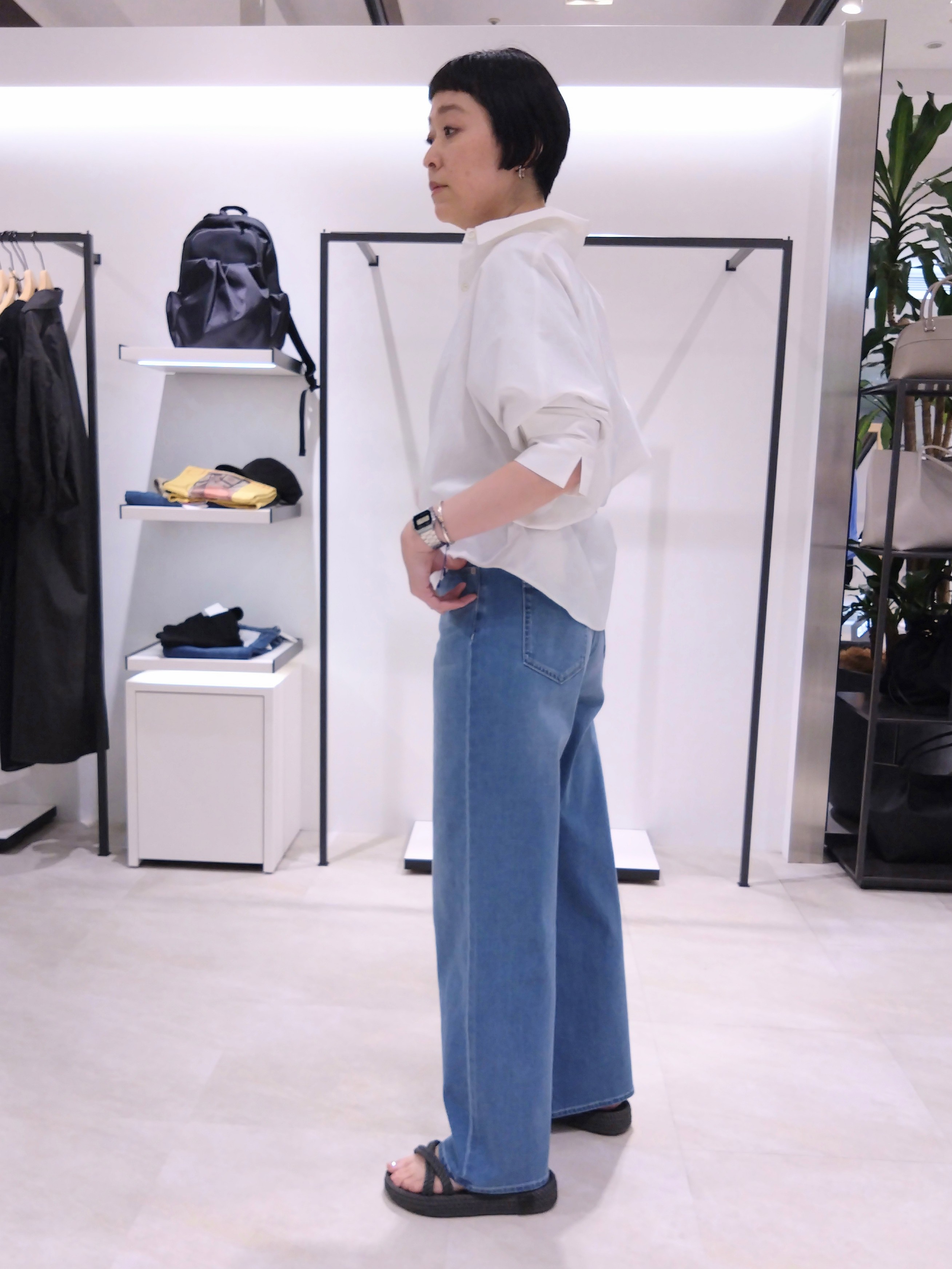 まちこさんの「UNTITLED｜【接触冷感/吸水速乾/UVカット】ドルマンスリーブシャツ」を使ったコーディネート