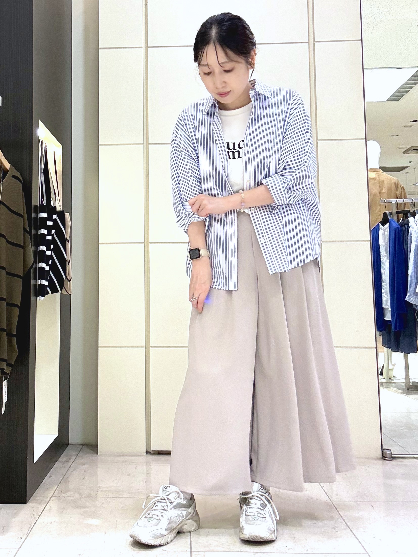 mori.さんの「UNTITLED｜【接触冷感/吸水速乾/UVカット】ドルマンスリーブシャツ」を使ったコーディネート