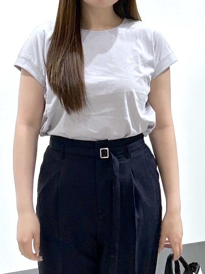 sayaさんの「OPAQUE.CLIP｜【接触冷感／UV】ワンポイント刺繍Tシャツ《7col／XS~3L／洗濯機OK》」を使ったコーディネート