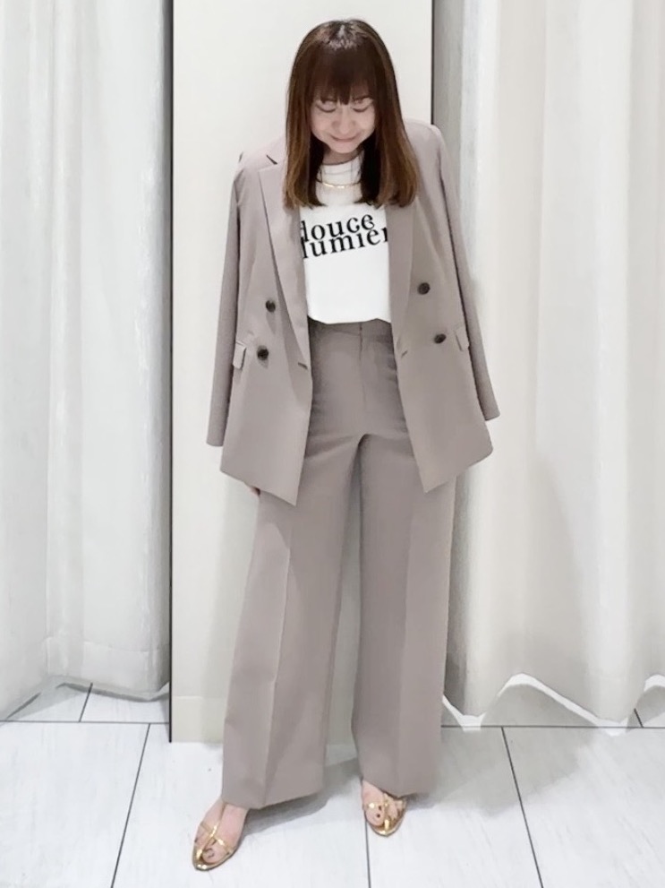 ʏᴜᴋɪᴋᴏさんの「UNTITLED｜【新色追加/セットアップ可】エアリー ダブルブレストジャケット」を使ったコーディネート