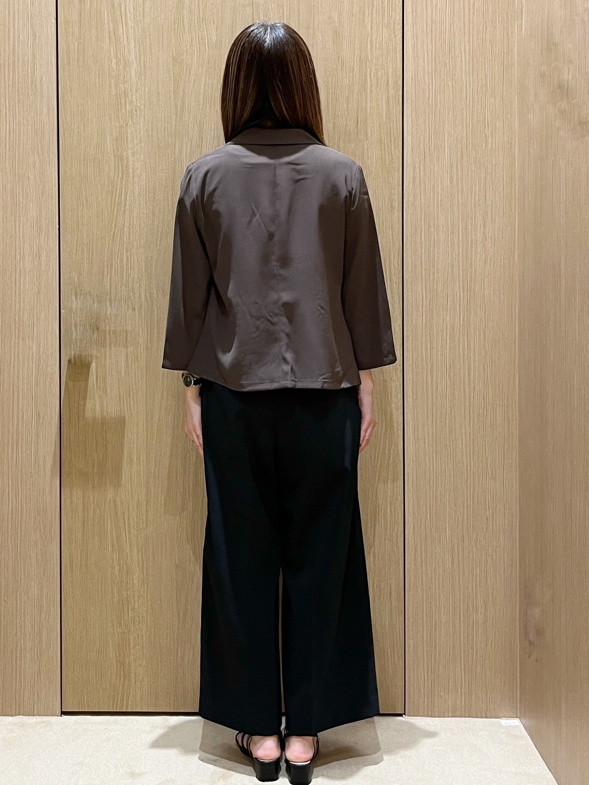 yukariさんの「OPAQUE.CLIP｜【接触冷感／防シワ】ひんやり7分袖テーラードジャケット《洗濯機OK》」を使ったコーディネート