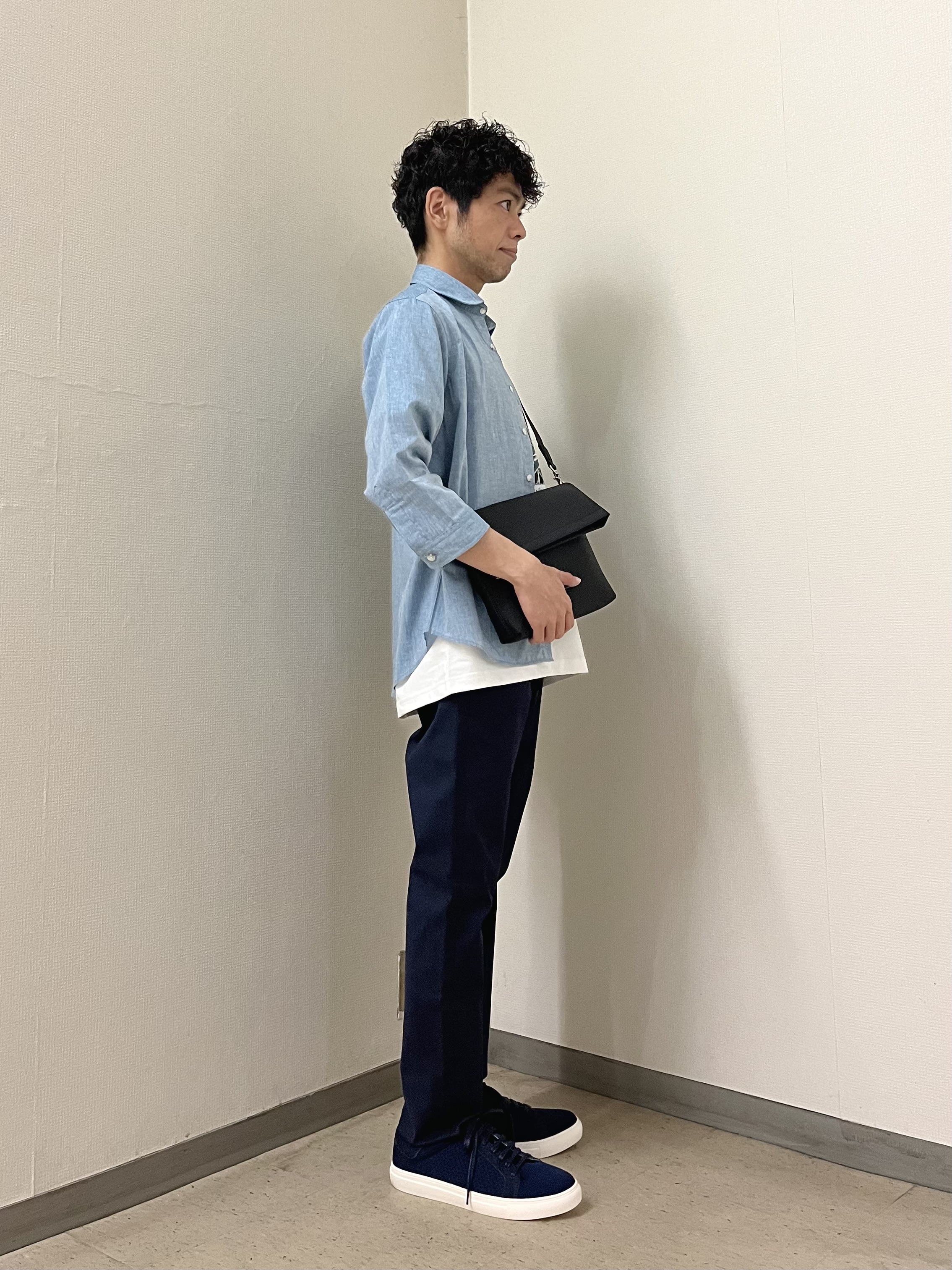 URAさんの「TAKEO KIKUCHI｜【接触冷感】ハイブリッド リネン 七分袖シャツ」を使ったコーディネート