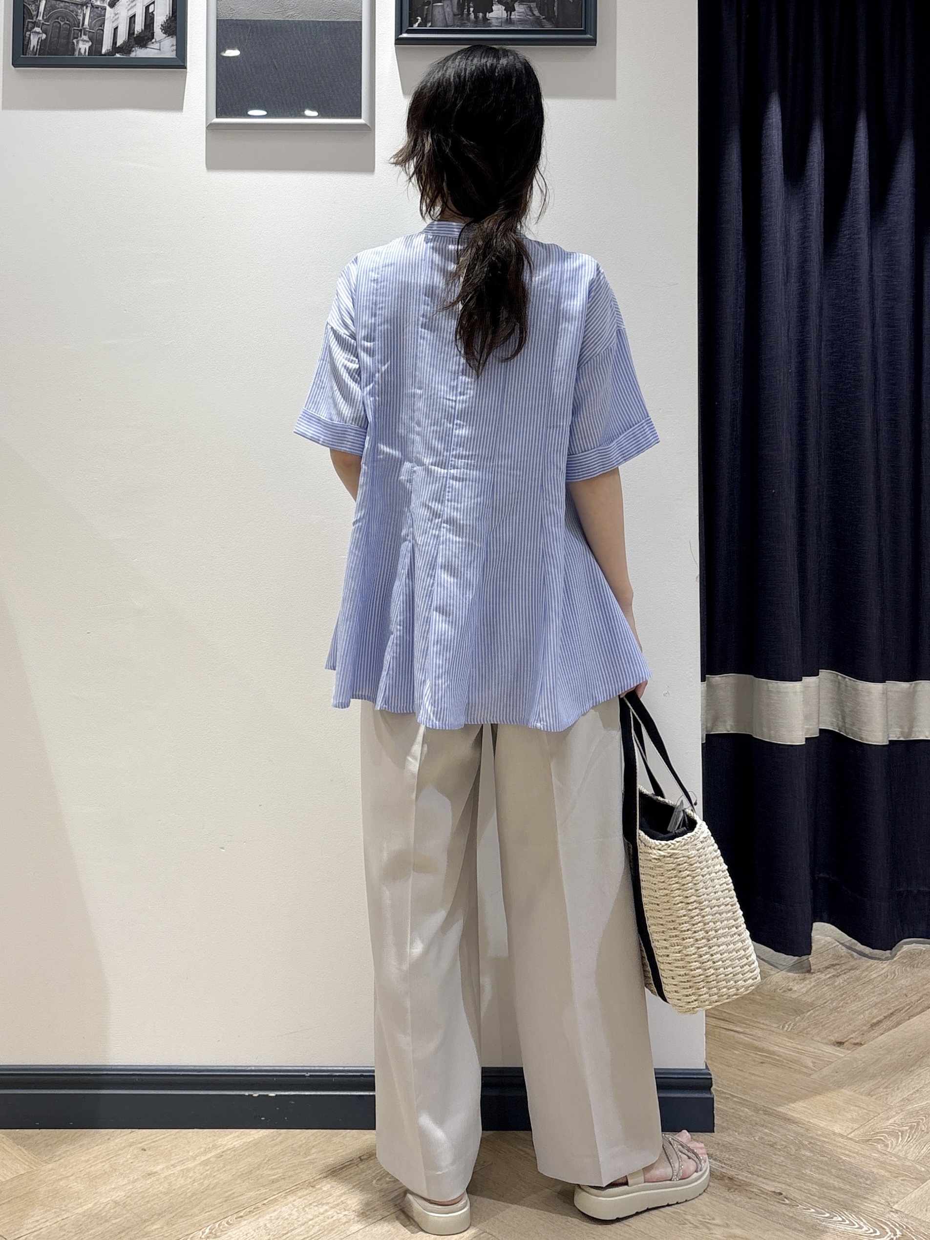 ayakaさんの「grove｜【洗濯機OK】さらっと軽やか、フレアシャツ」を使ったコーディネート