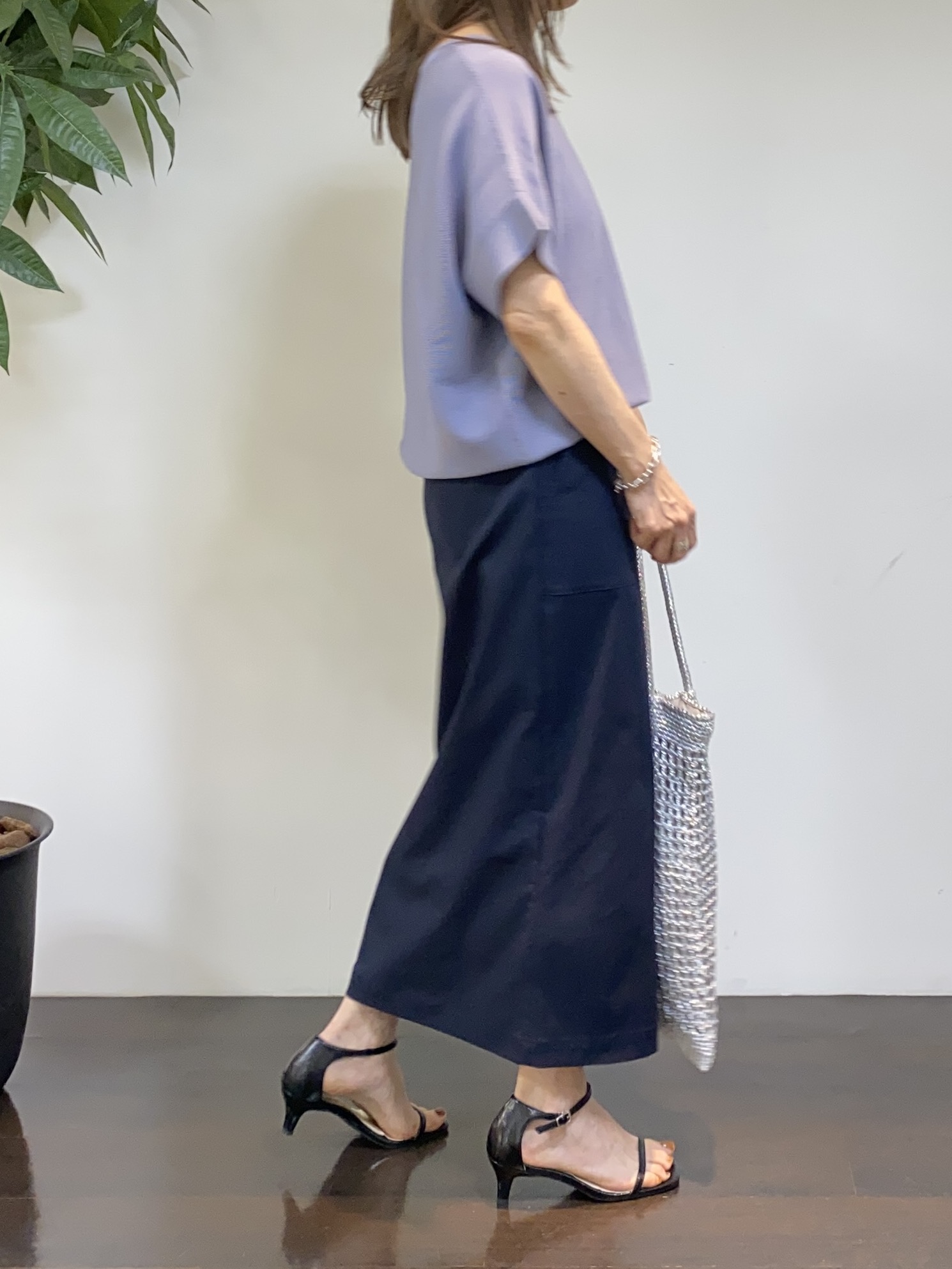 tomoさんの「UNTITLED｜【11色展開/体型カバー】前後2WAYフレンチスリーブニット」を使ったコーディネート