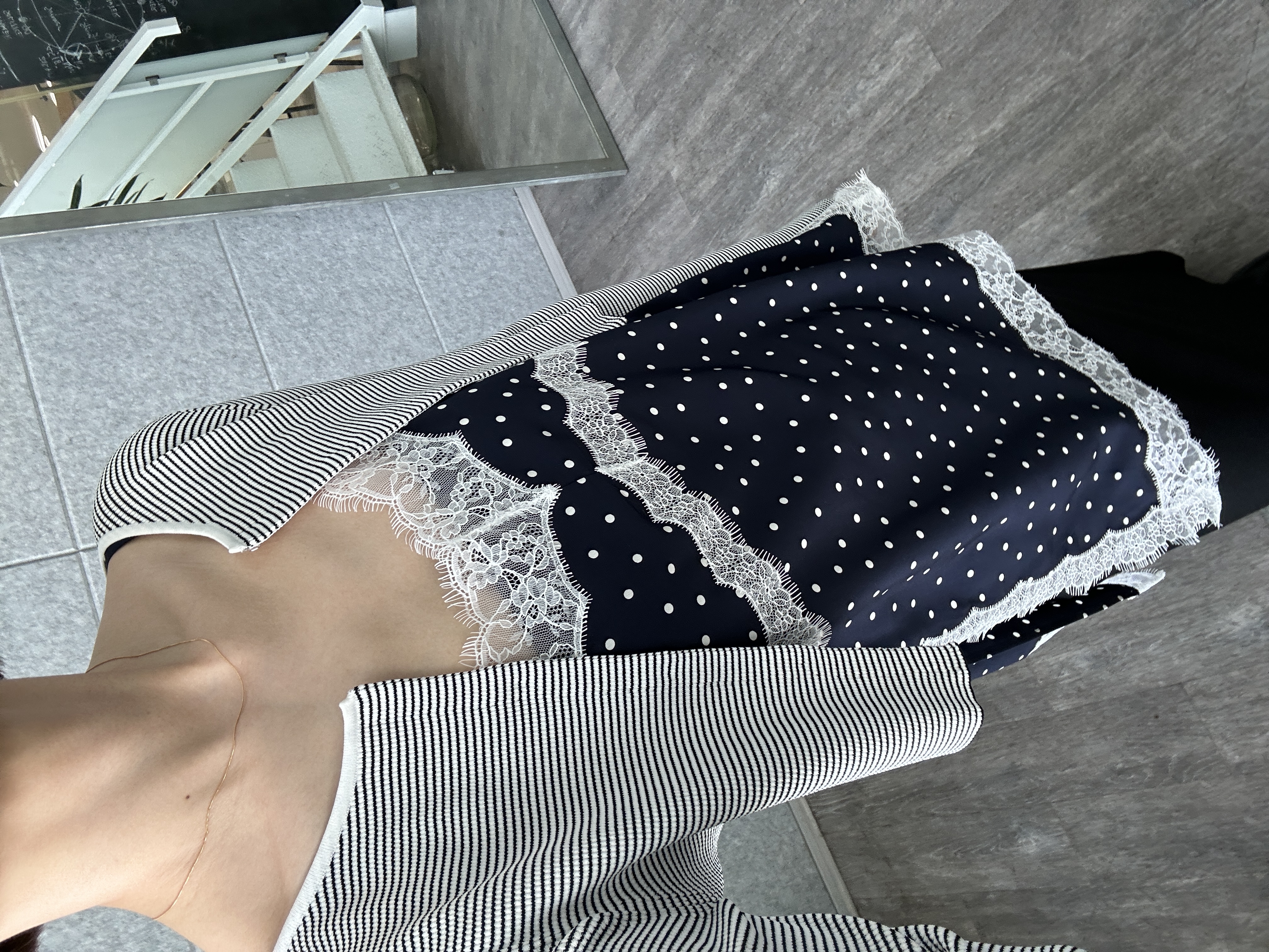 harunaさんの「CODE A｜dot lingerie lace cami」を使ったコーディネート
