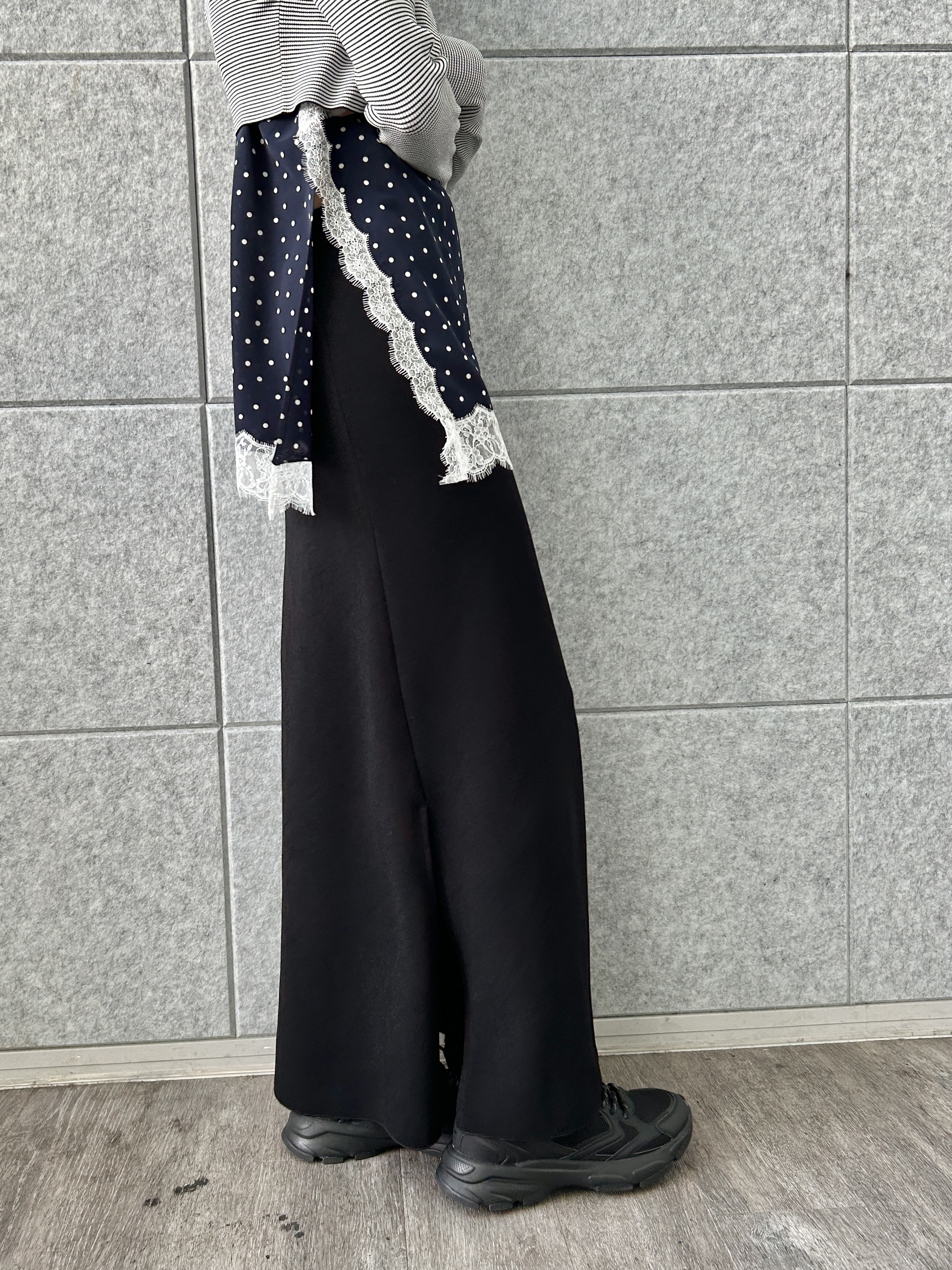 harunaさんの「CODE A｜dot lingerie lace cami」を使ったコーディネート