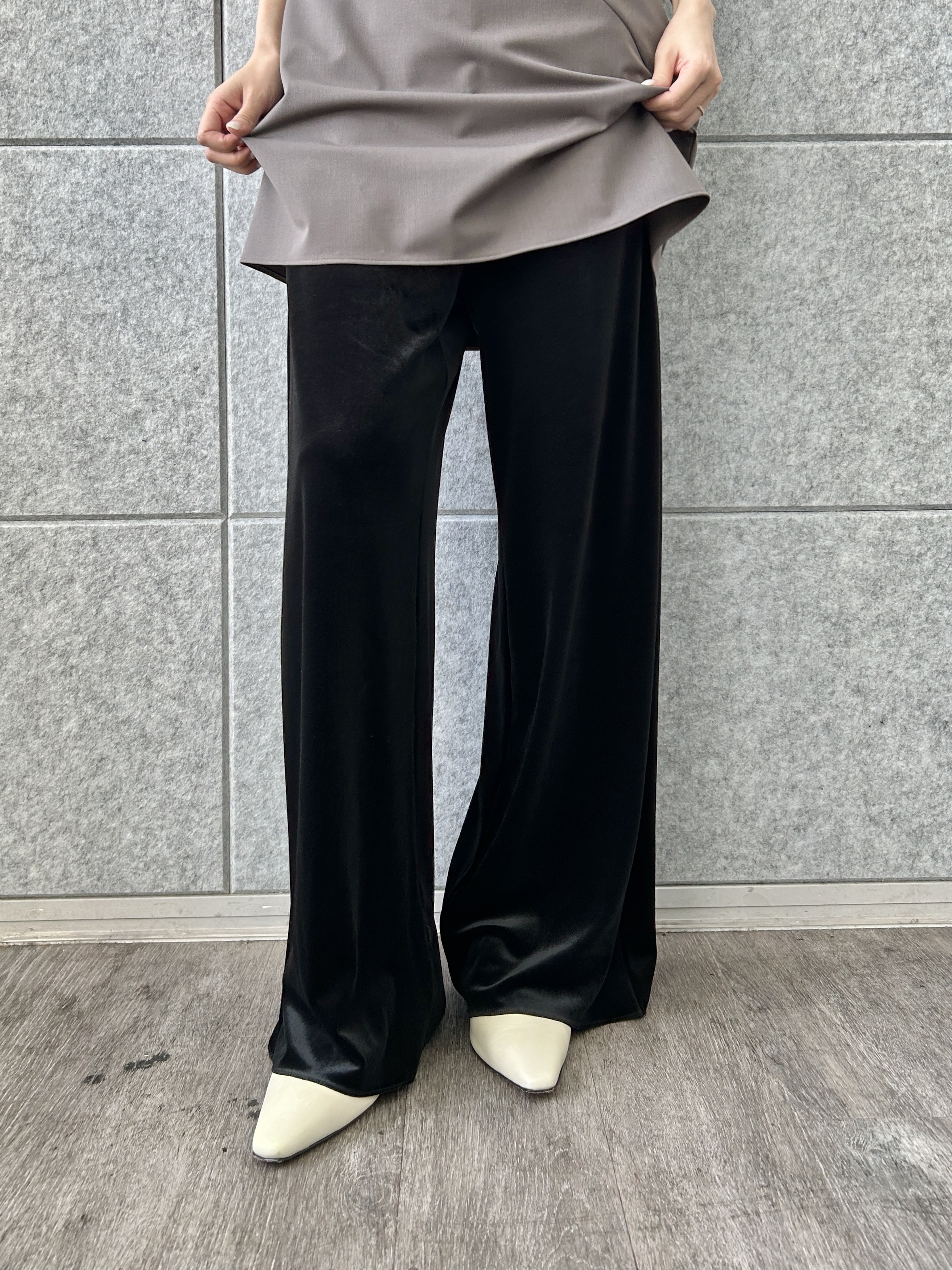 harunaさんの「CODE A｜apron dress」を使ったコーディネート