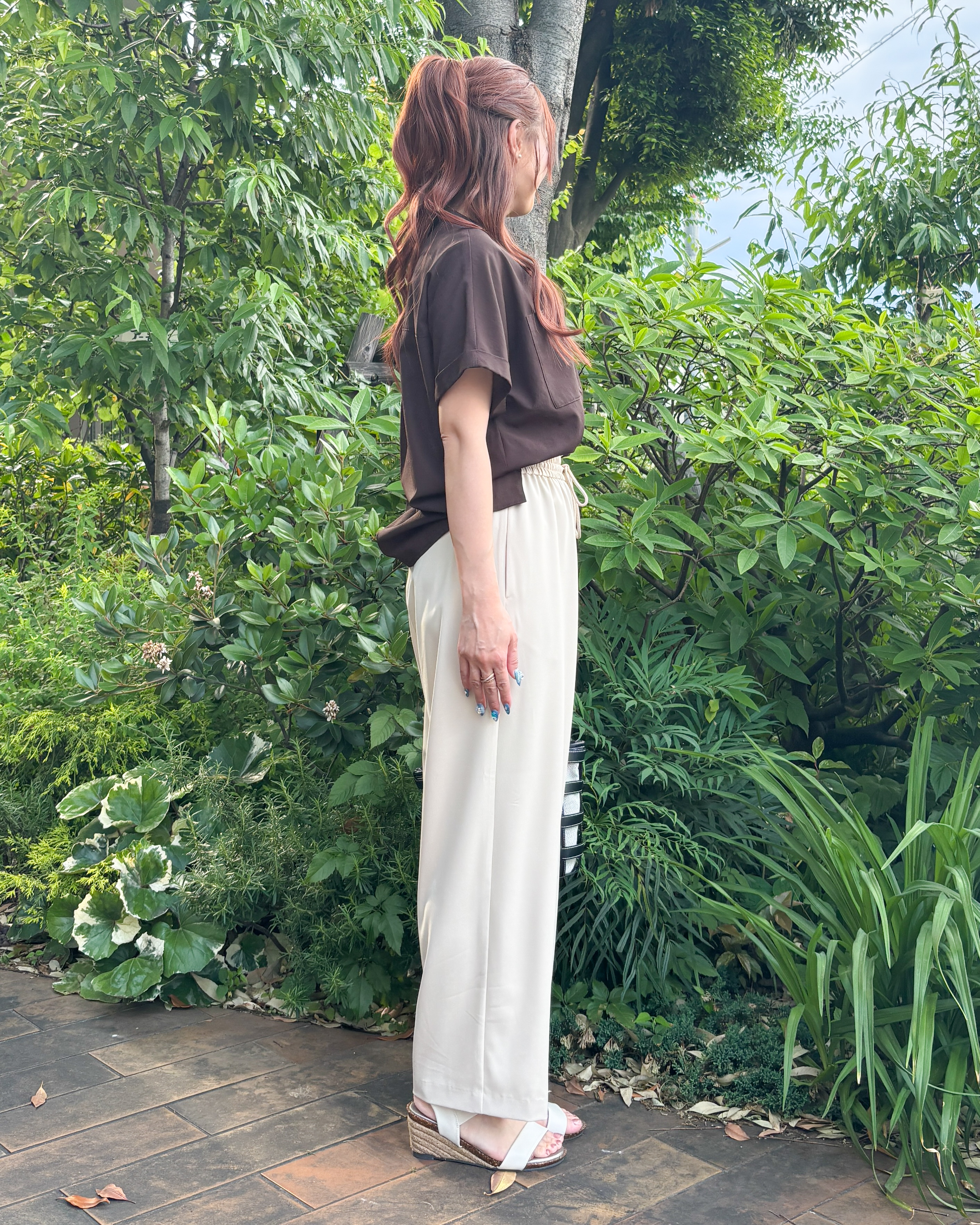ゆゆさんの「SHOO･LA･RUE｜【通気性〇/UV/S-LL】風が通り抜ける 半袖バンドカラーシアーシャツ」を使ったコーディネート