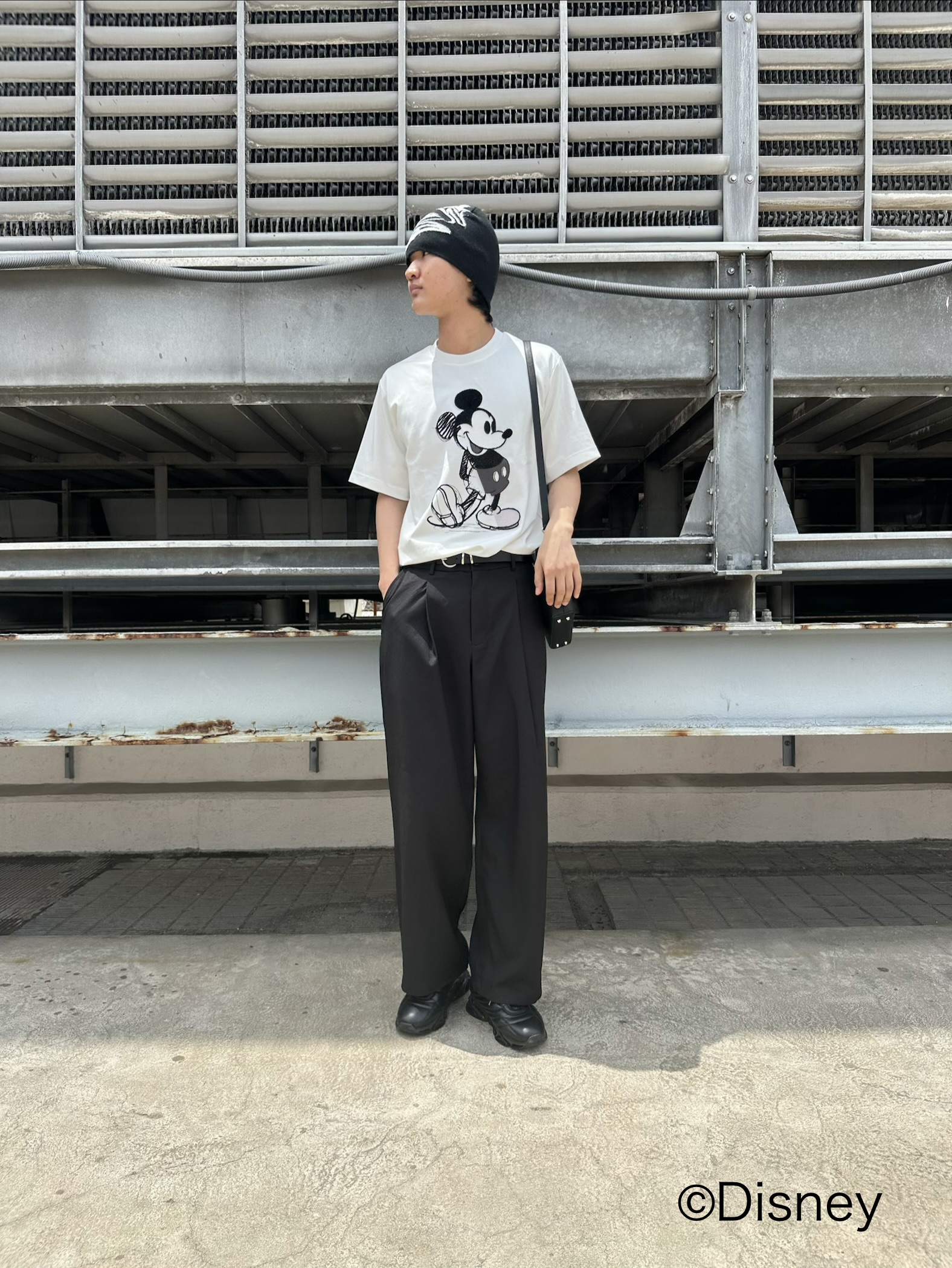 KOHEIさんの「tk.TAKEO KIKUCHI｜リネン調バレルパンツ」を使ったコーディネート