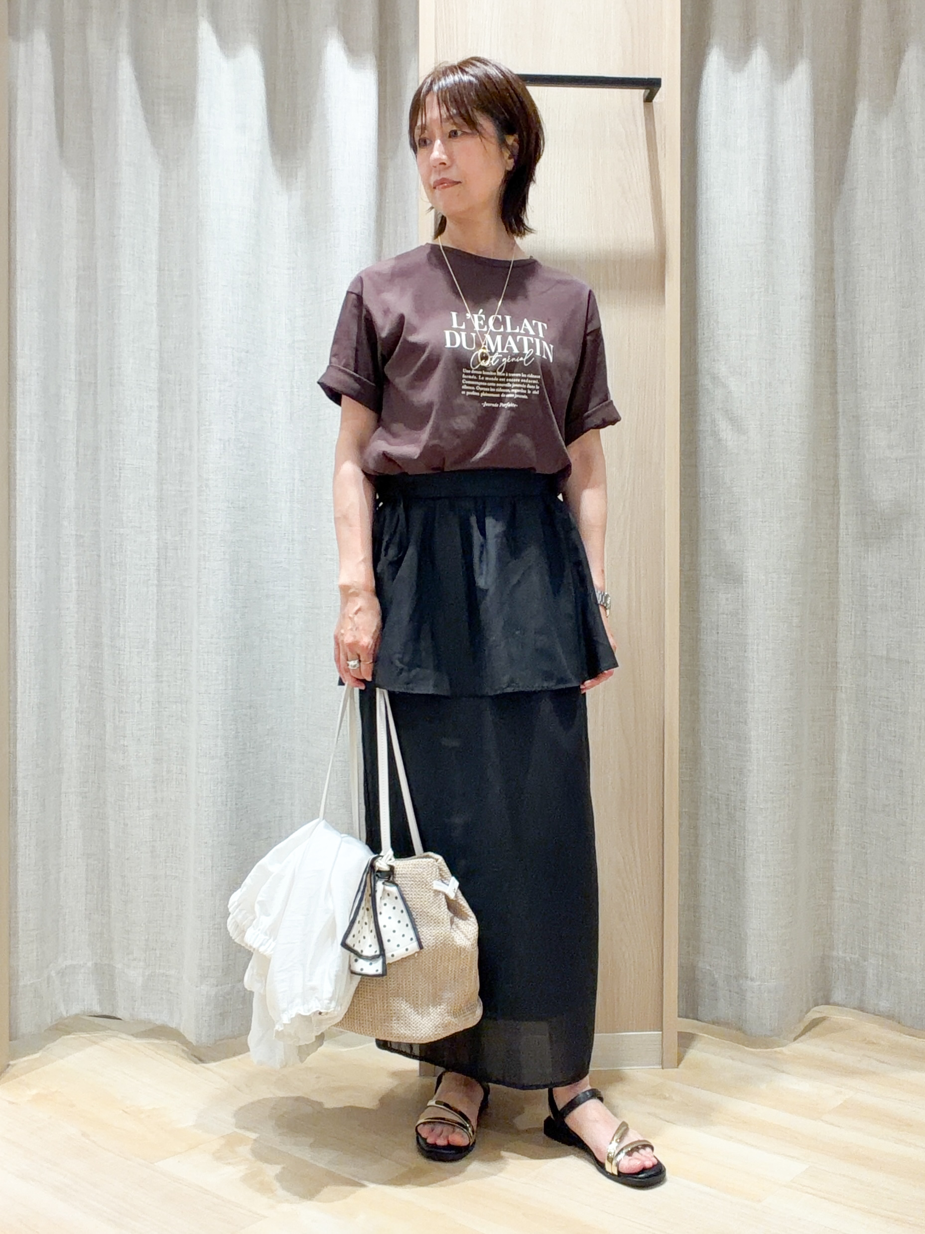ヨッコさんの「grove｜気温調整にも◎ブラウス感覚で羽織れるシアーブルゾン」を使ったコーディネート