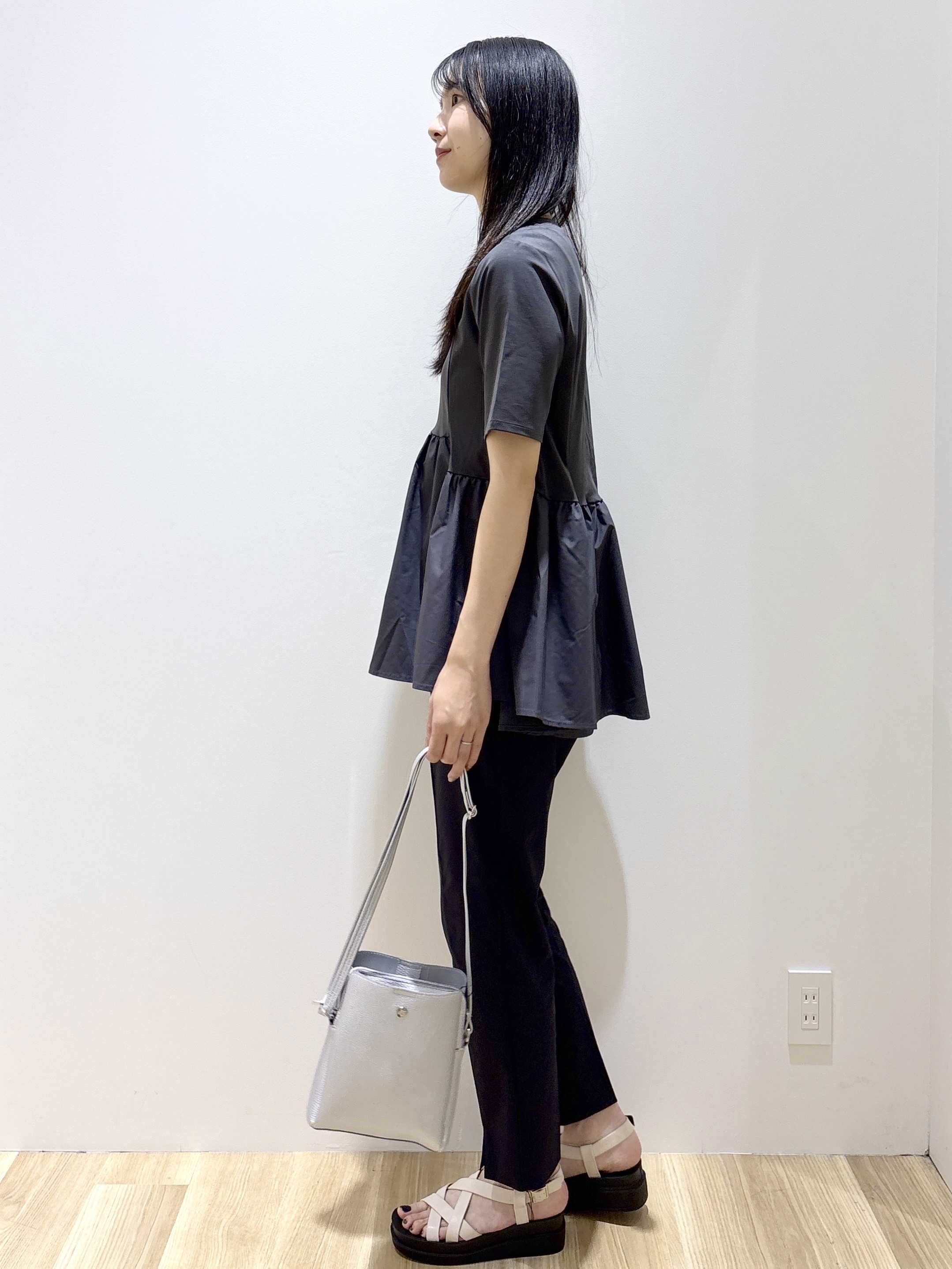 sachikoさんの「OPAQUE.CLIP｜ペプラムドッキングカットソー【洗濯機OK】」を使ったコーディネート