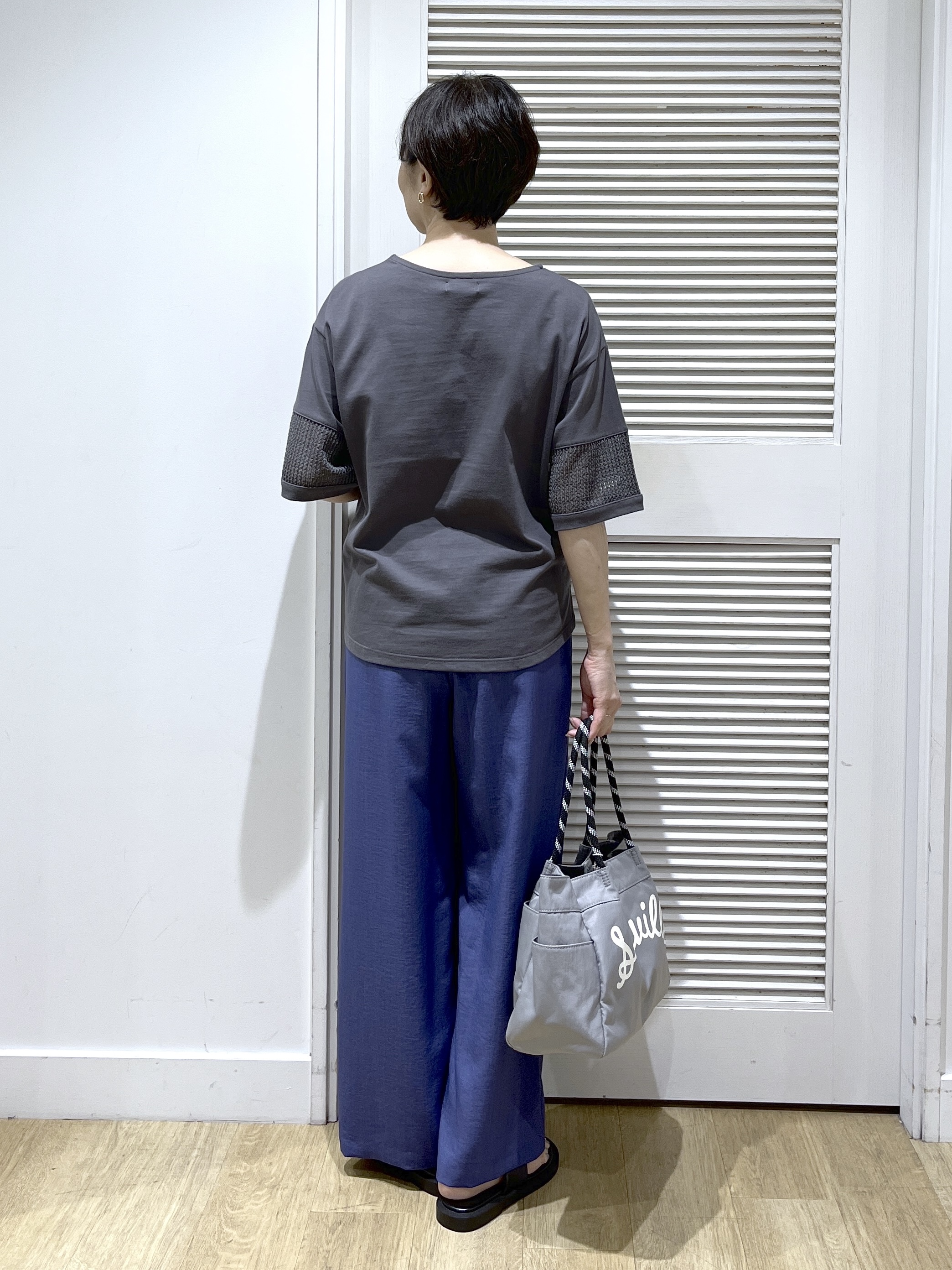 Miyazakiさんの「Dessin｜【接触冷感】メッシュレーススリーブプルオーバー」を使ったコーディネート