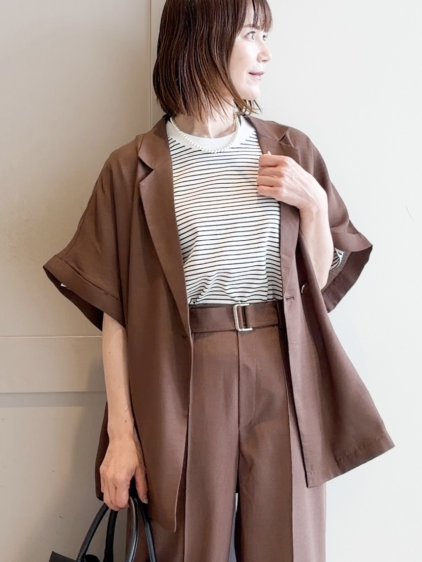 yamakoさんの「grove｜【洗濯機OK/SETUP可】シワになりにくいハーフスリーブジャケット」を使ったコーディネート
