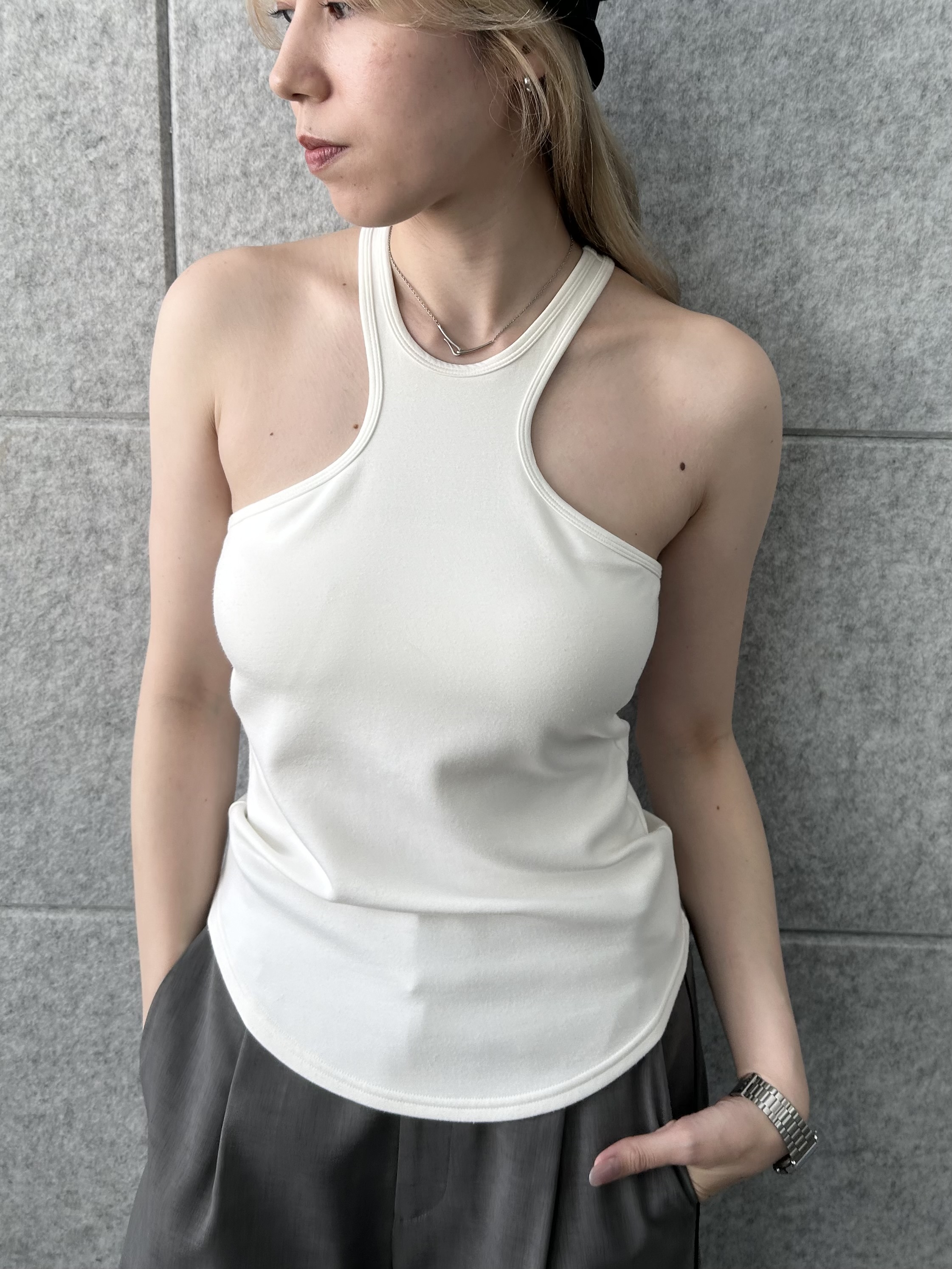 honoka Aさんの「CODE A｜【Re】【Cup-in】design cut tank」を使ったコーディネート