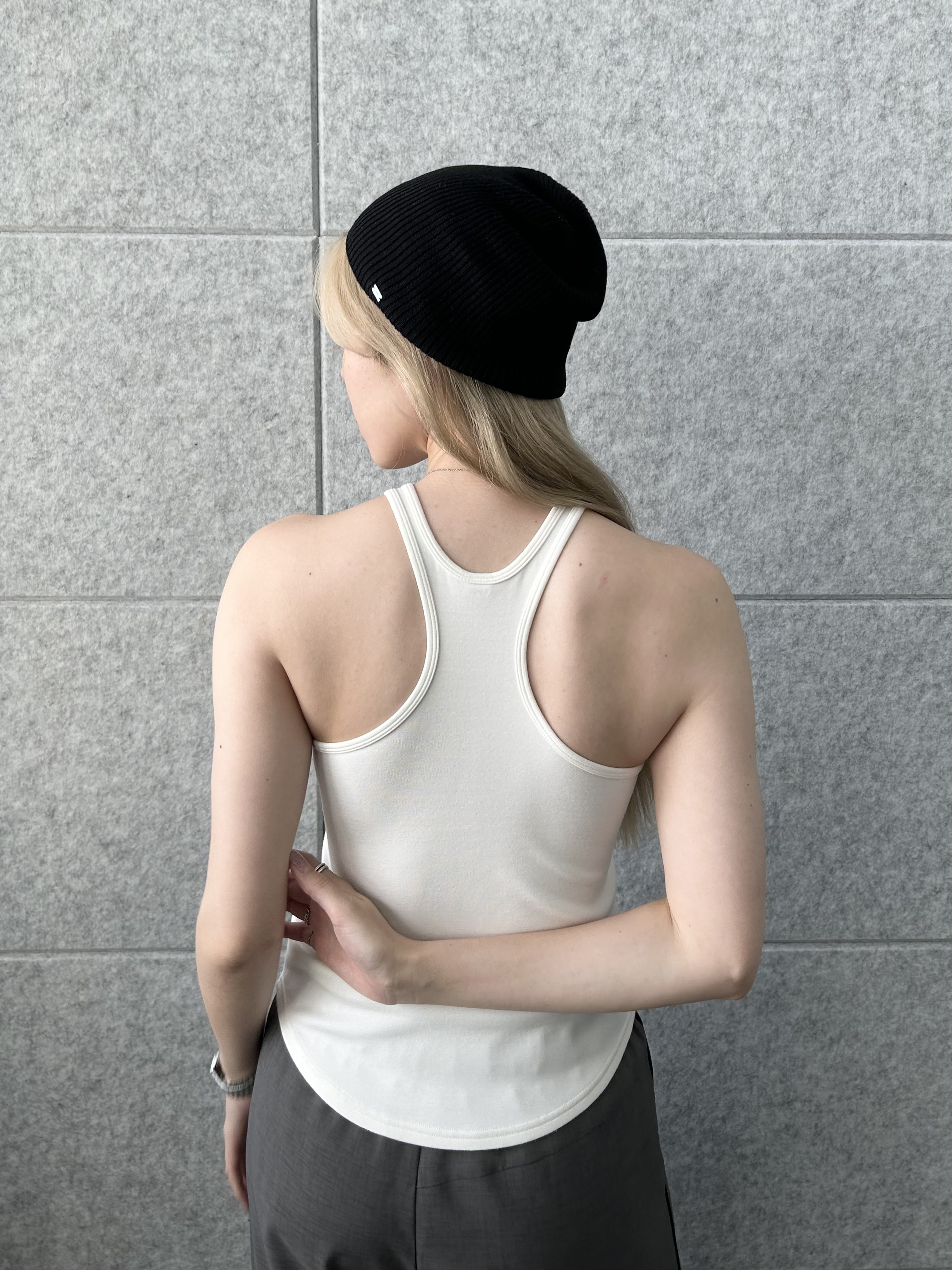 honoka Aさんの「CODE A｜【Re】【Cup-in】design cut tank」を使ったコーディネート