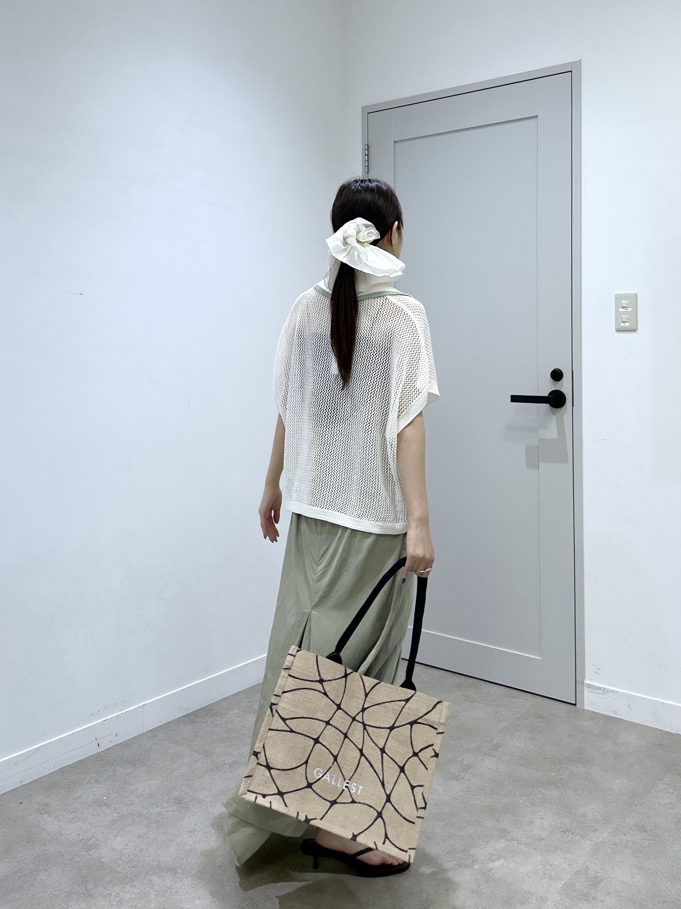 Renoさんの「INDIVI｜メッシュポロドルマンニット」を使ったコーディネート