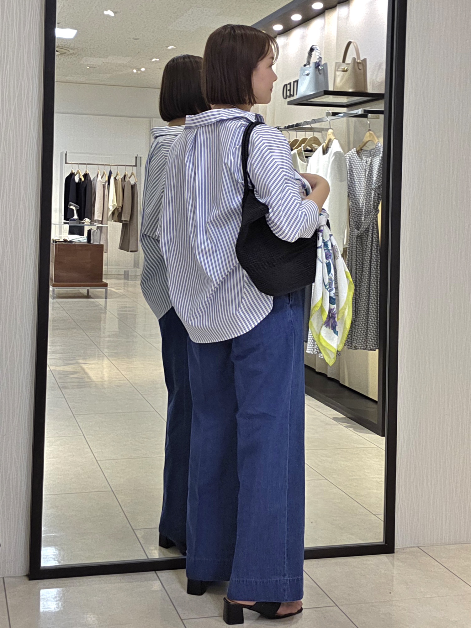 naokoさんの「UNTITLED｜【接触冷感/吸水速乾/UVカット】ドルマンスリーブシャツ」を使ったコーディネート
