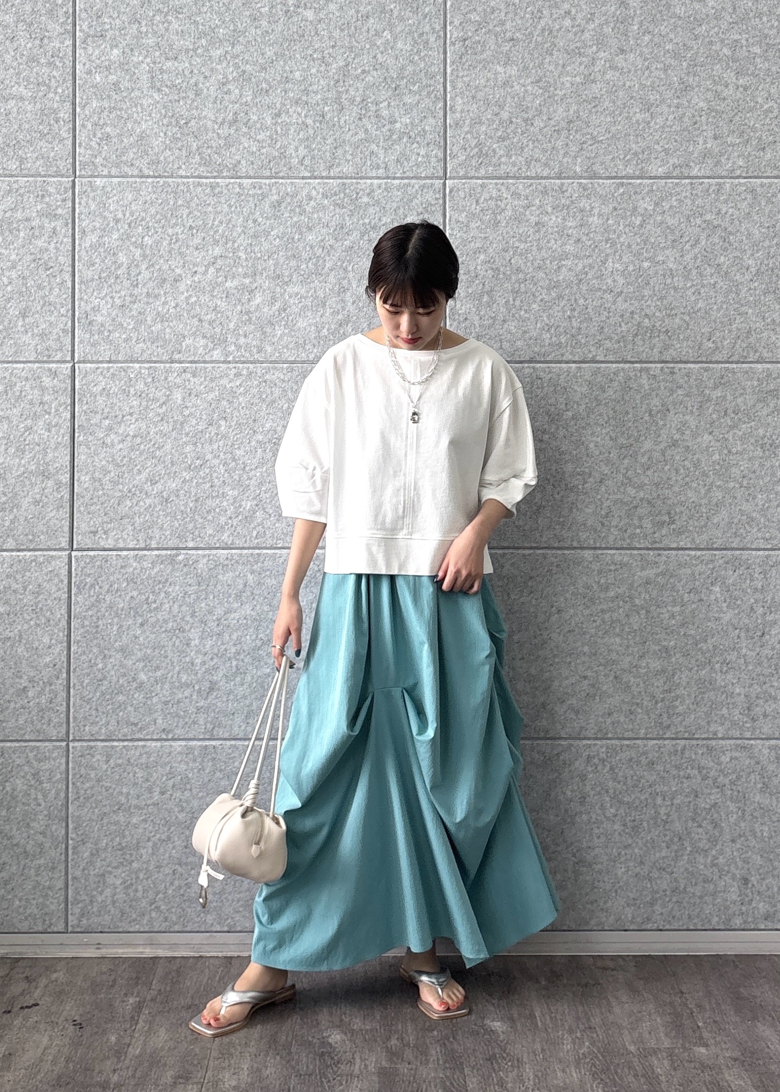 Renoさんの「INDIVI｜ハーフスリーブフォルムカットソー【再入荷／マシンウォッシュ／接触冷感】」を使ったコーディネート