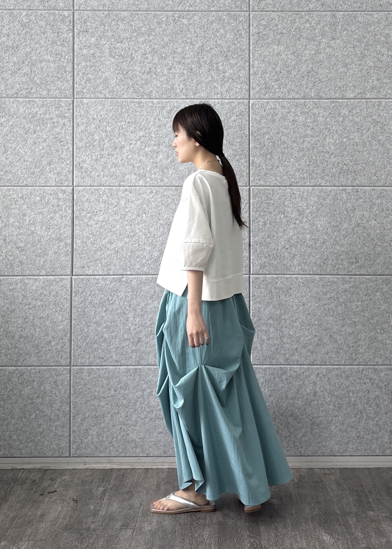 Renoさんの「INDIVI｜ハーフスリーブフォルムカットソー【再入荷／マシンウォッシュ／接触冷感】」を使ったコーディネート