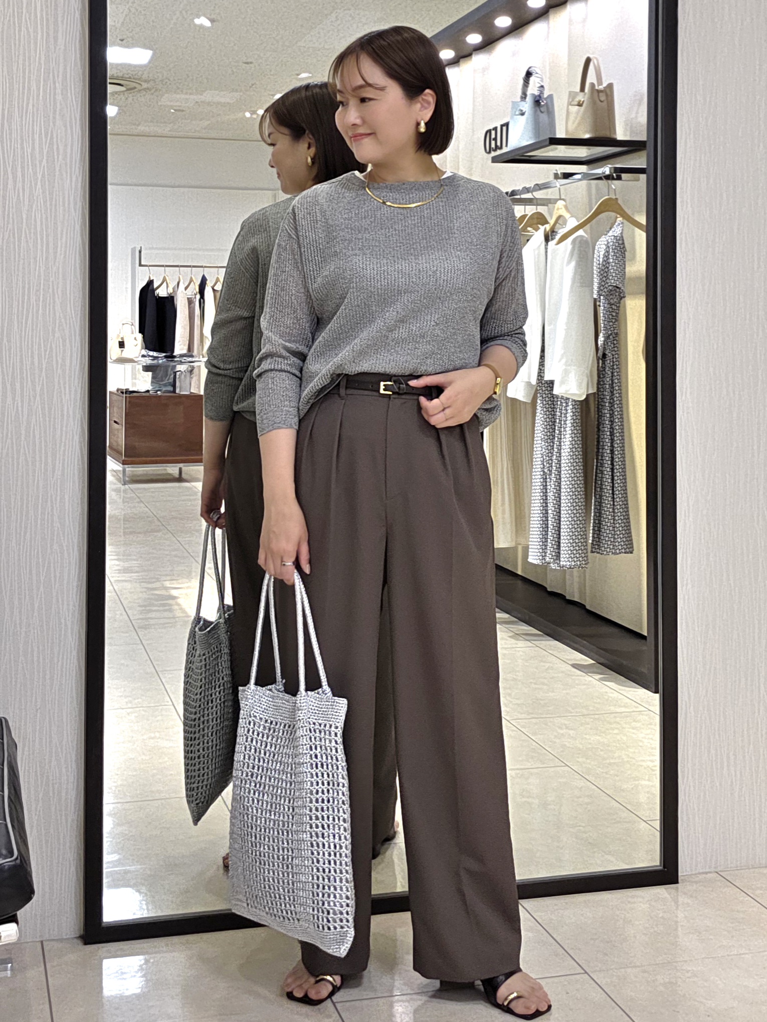 naokoさんの「UNTITLED｜◆シアーメッシュニット」を使ったコーディネート