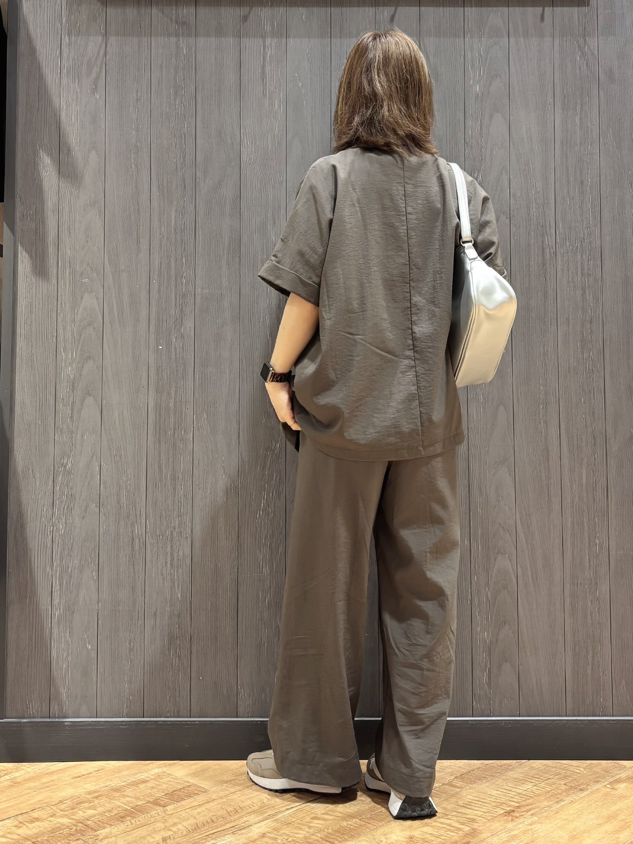 meiさんの「SHOO･LA･RUE｜【高レビュー/洗濯機可/セットアップ可】軽凛(かろりん) 半袖ジャケット」を使ったコーディネート