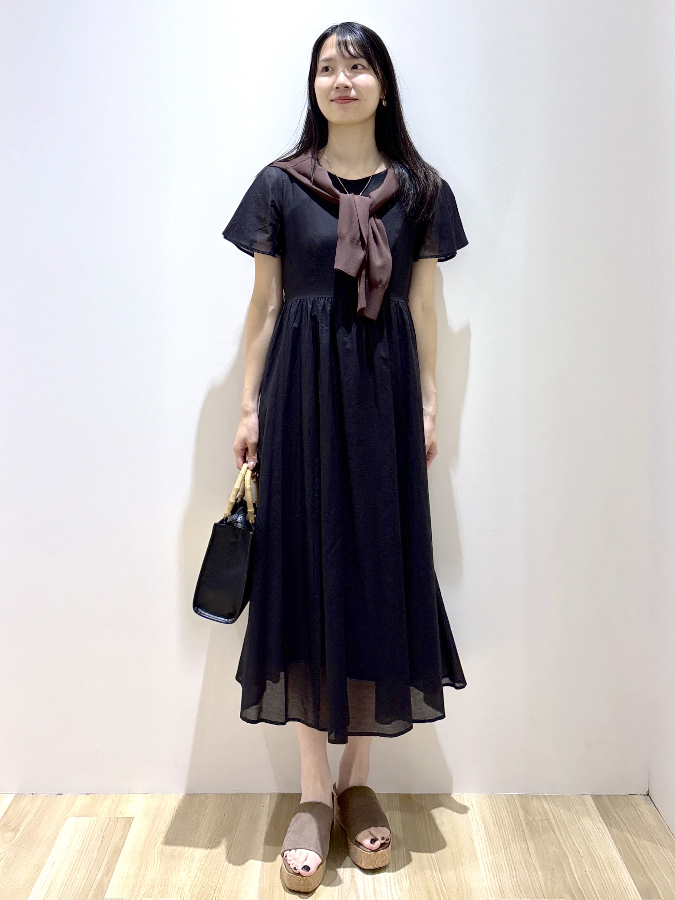 sachikoさんの「OPAQUE.CLIP｜【UV／接触冷感】Vネックリラクシーニットカーディガン《洗濯機OK／抗ピル》」を使ったコーディネート
