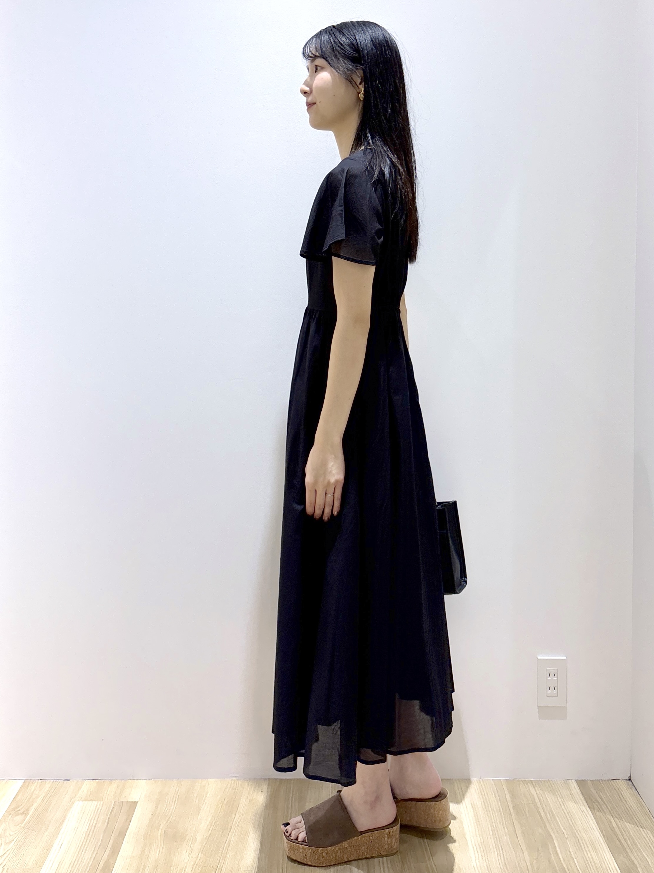 sachikoさんの「OPAQUE.CLIP｜【UV／接触冷感】Vネックリラクシーニットカーディガン《洗濯機OK／抗ピル》」を使ったコーディネート