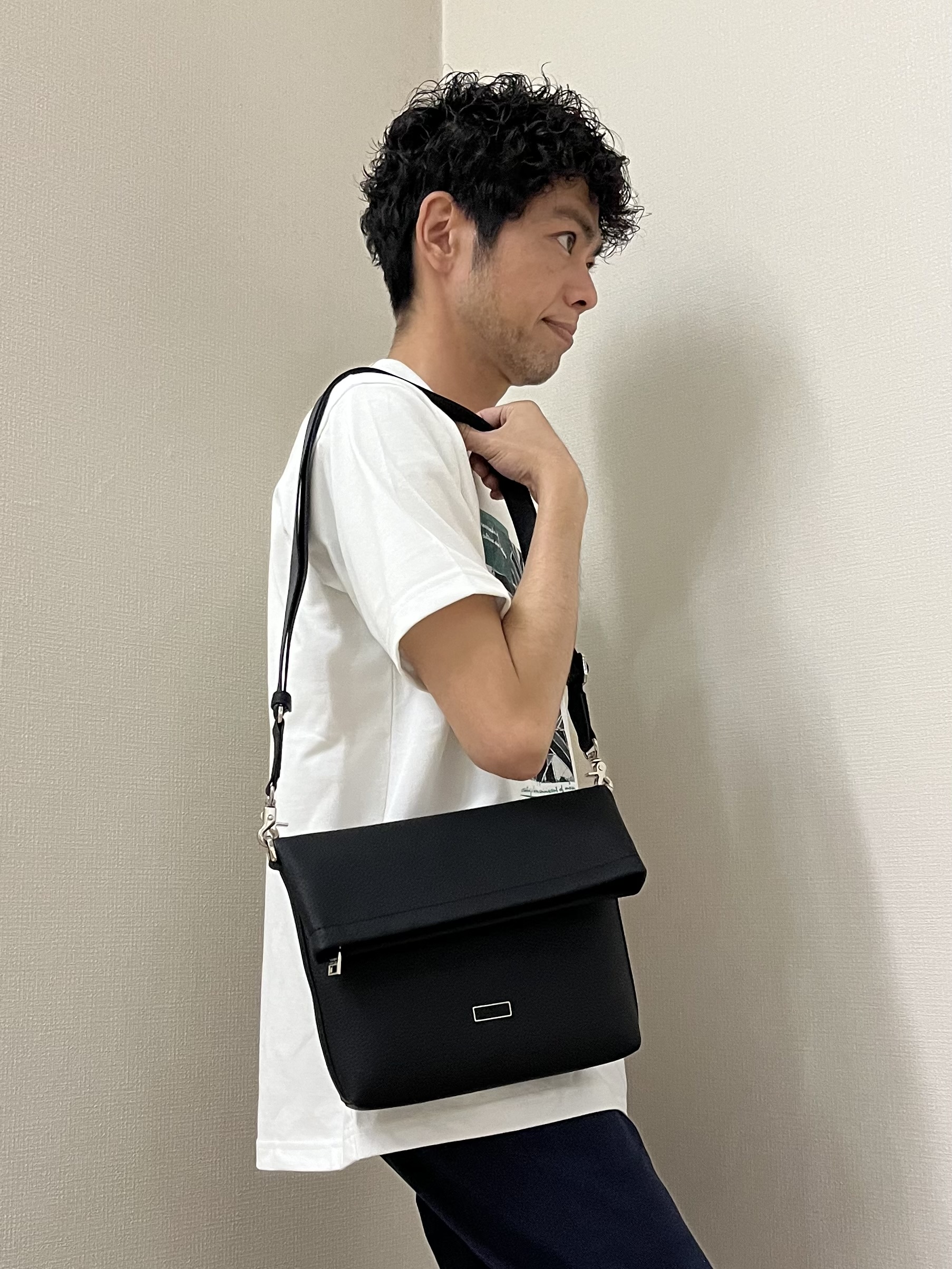URAさんの「TAKEO KIKUCHI｜モノクロタイルTシャツ」を使ったコーディネート